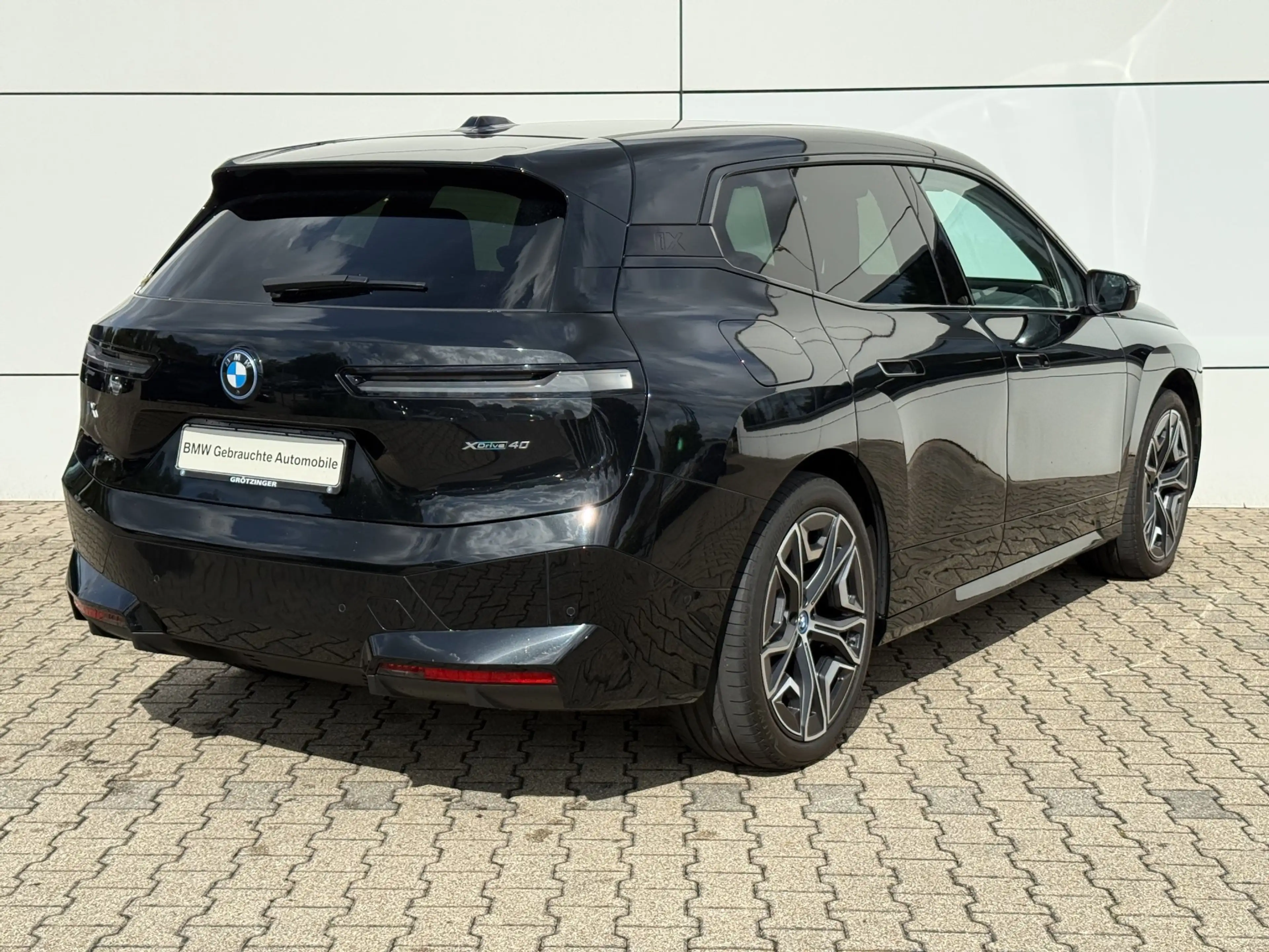 BMW iX xDrive40 Sportpaket Laser+AHK+Softclose+H&K — photo 4