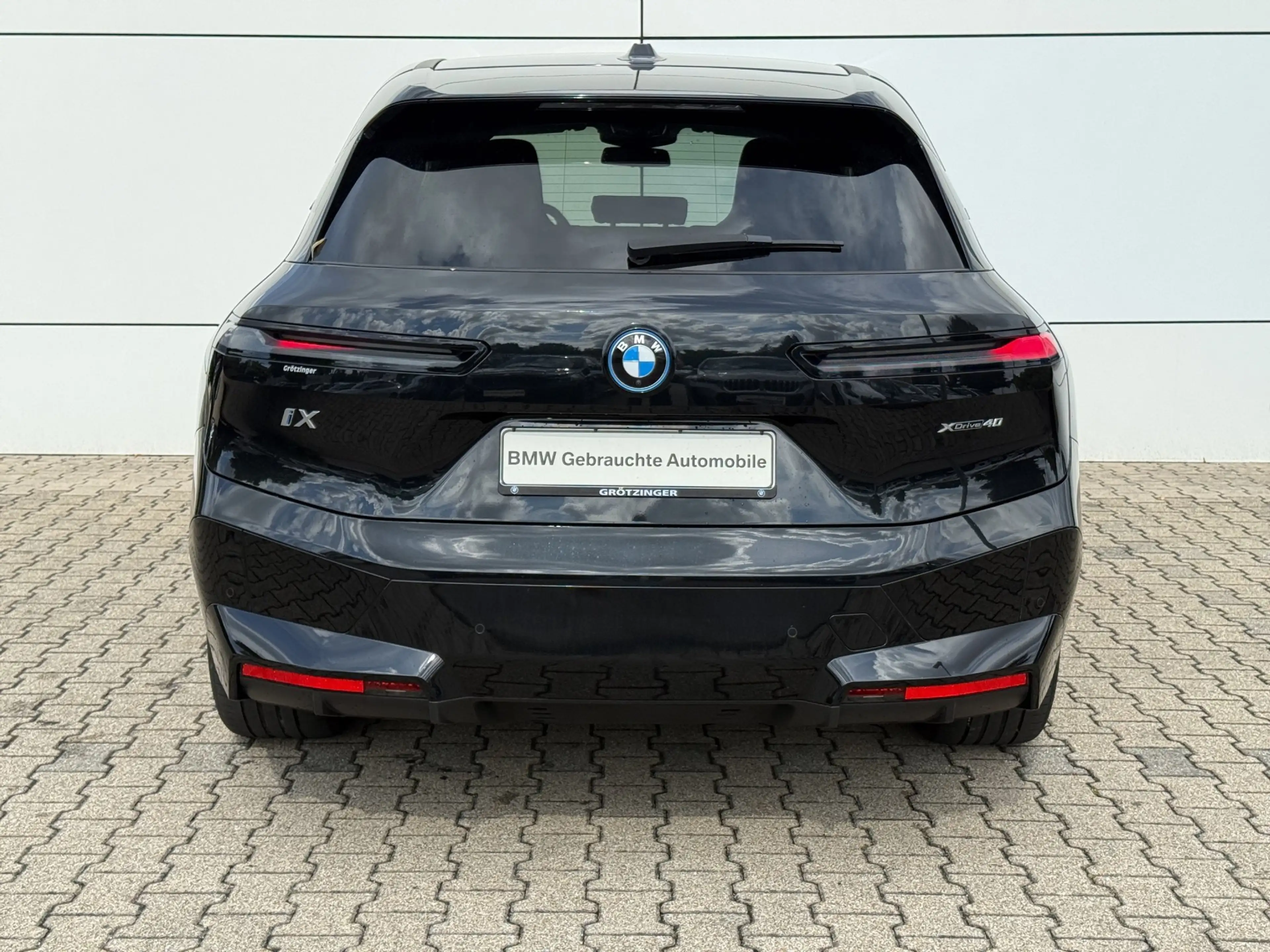 BMW iX xDrive40 Sportpaket Laser+AHK+Softclose+H&K — photo 5