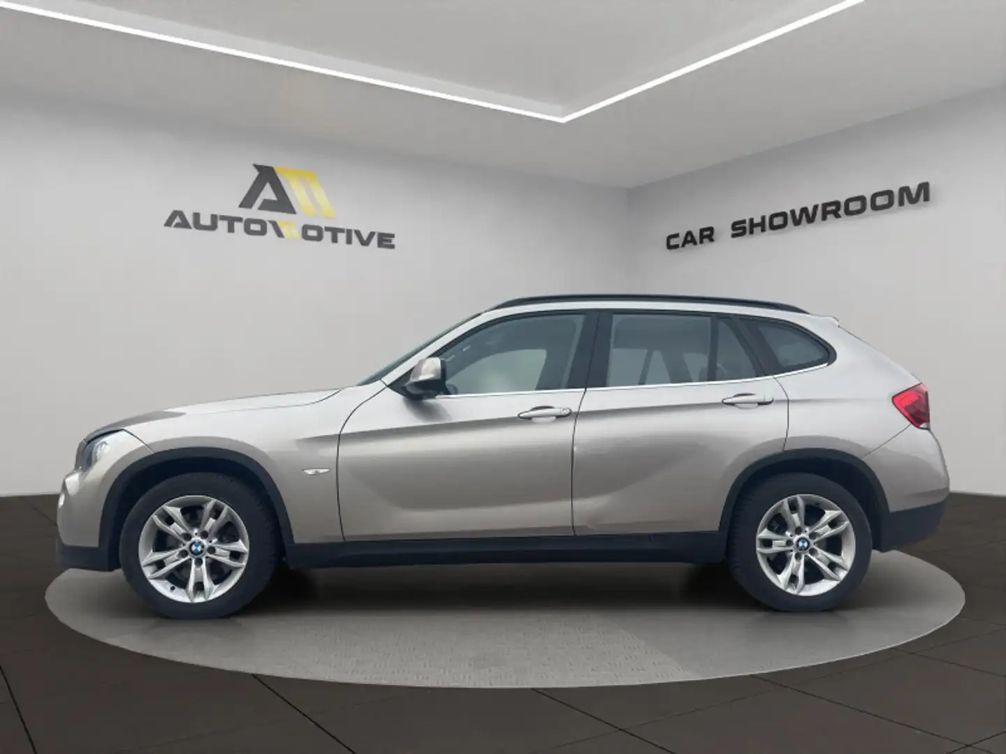 BMW X1 (E84) XDRIVE23D 204CH LUXE Gris - 2