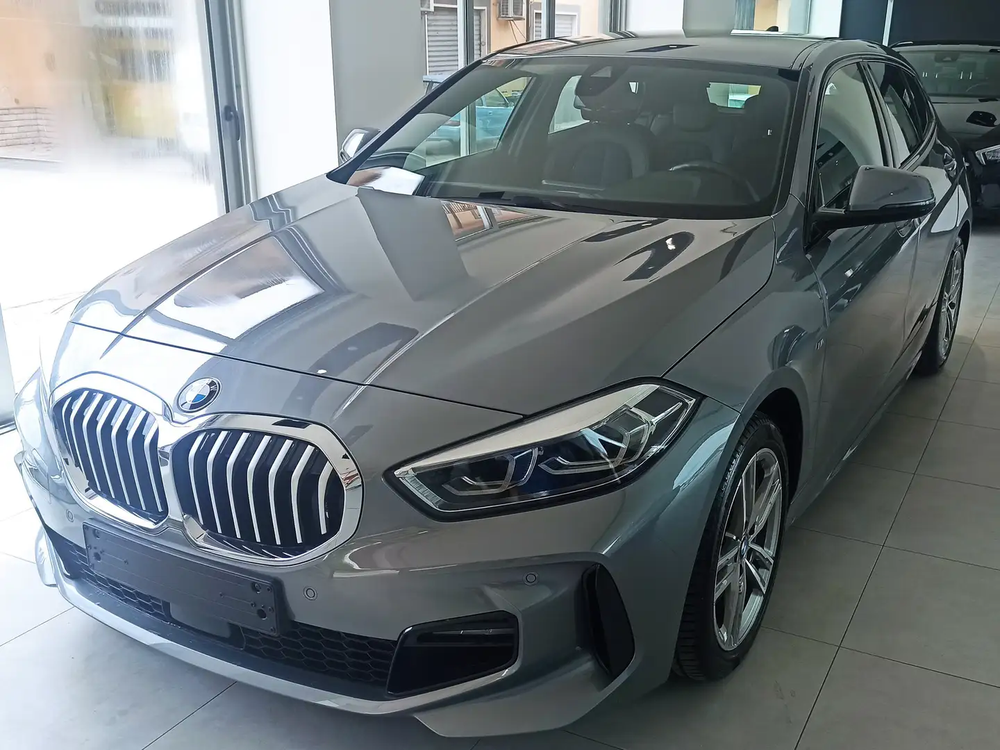 BMW 120 120d MSPORT **AUTOM.+LED+NAVI+KM 7.000 ** Grigio - 2