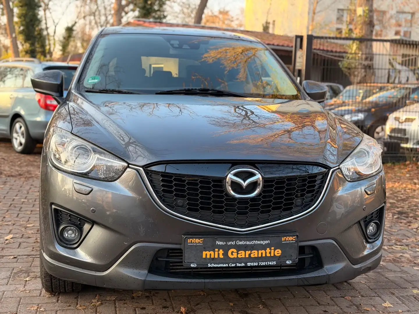 Mazda CX-5 2.2 AWD,Automatik,AHK,Navi,Xenon Grau - 2