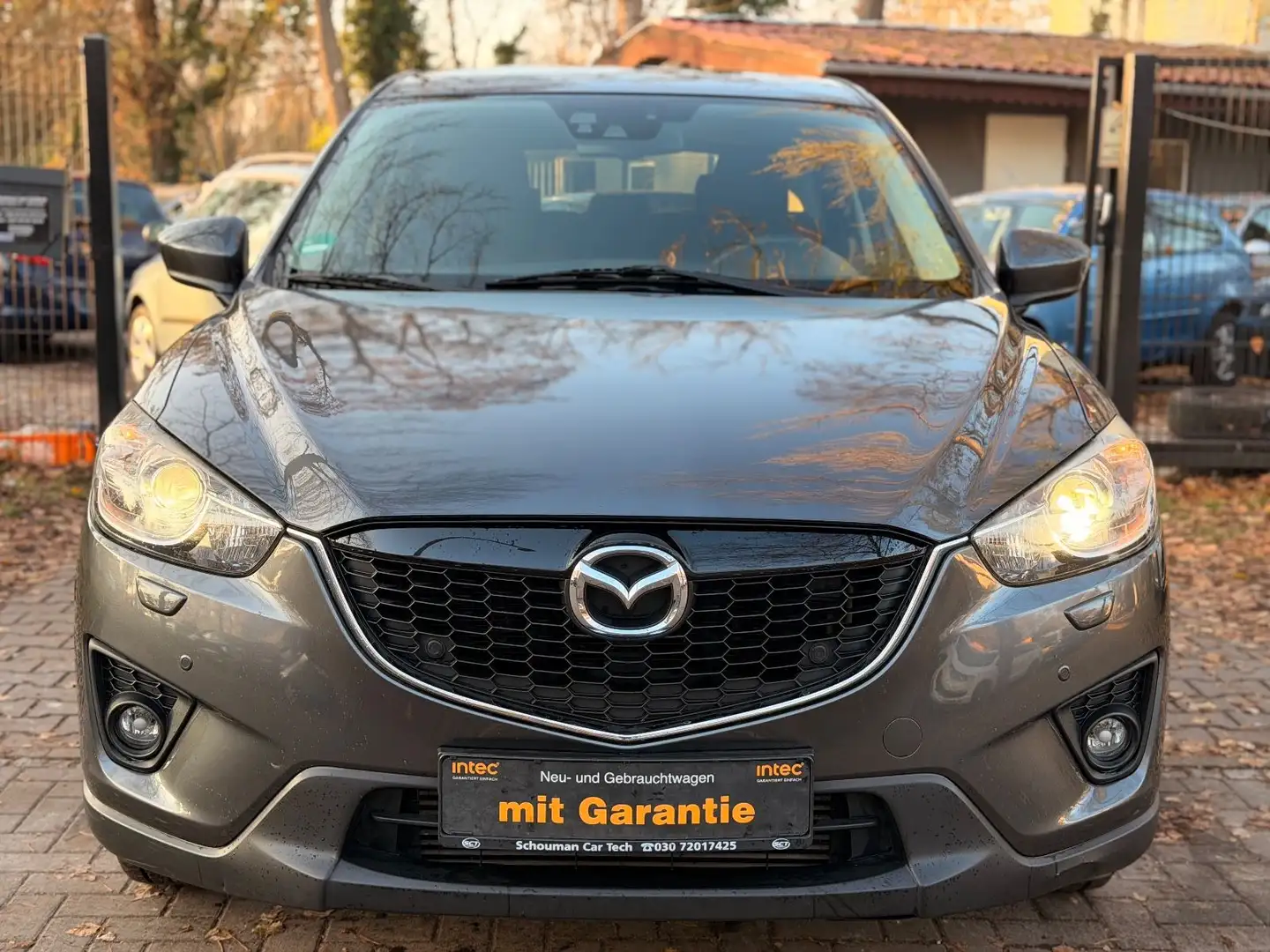 Mazda CX-5 2.2 AWD,Automatik,AHK,Navi,Xenon Grau - 1