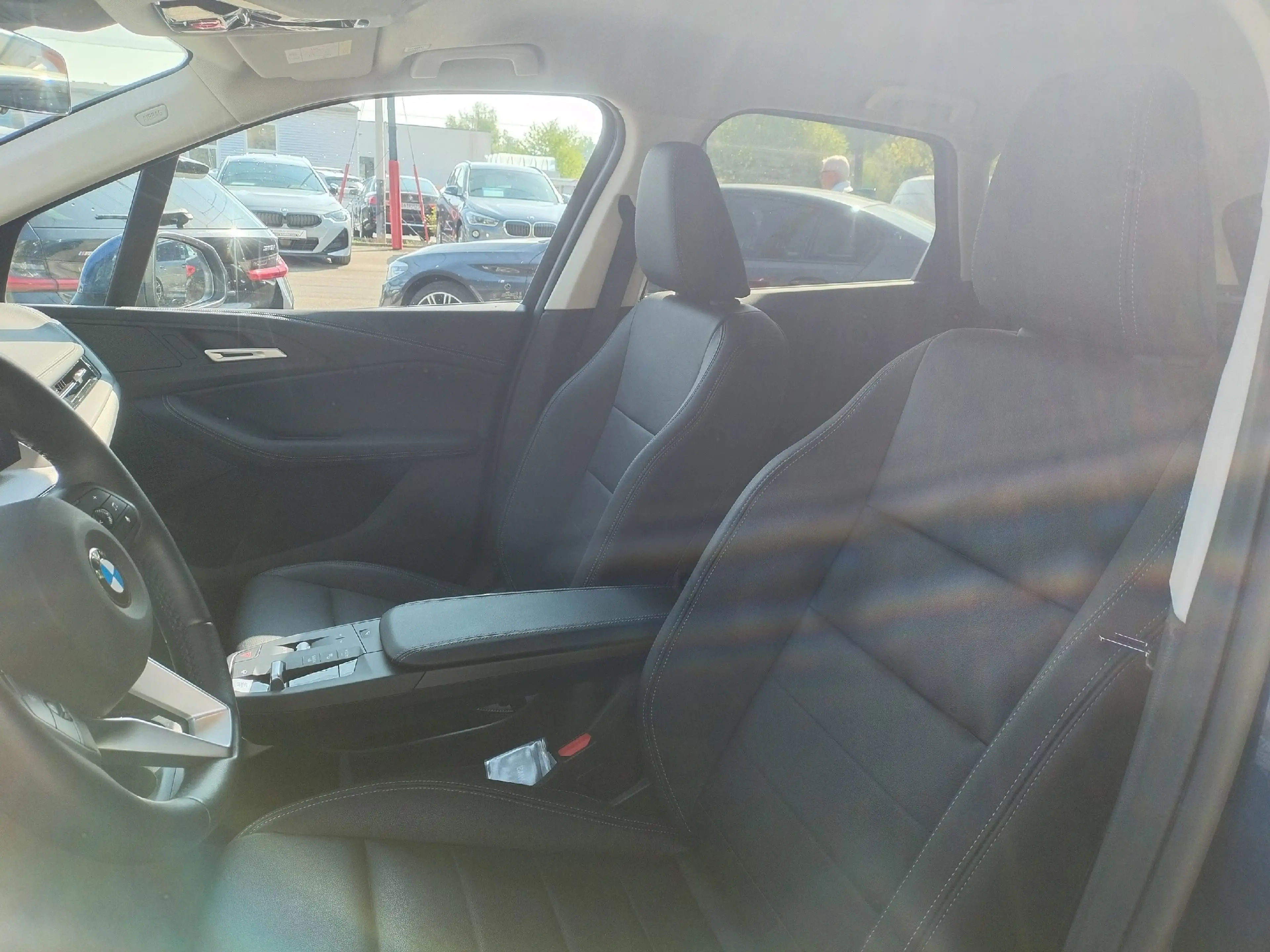 BMW 223 d xDrive Active Tourer — photo 10