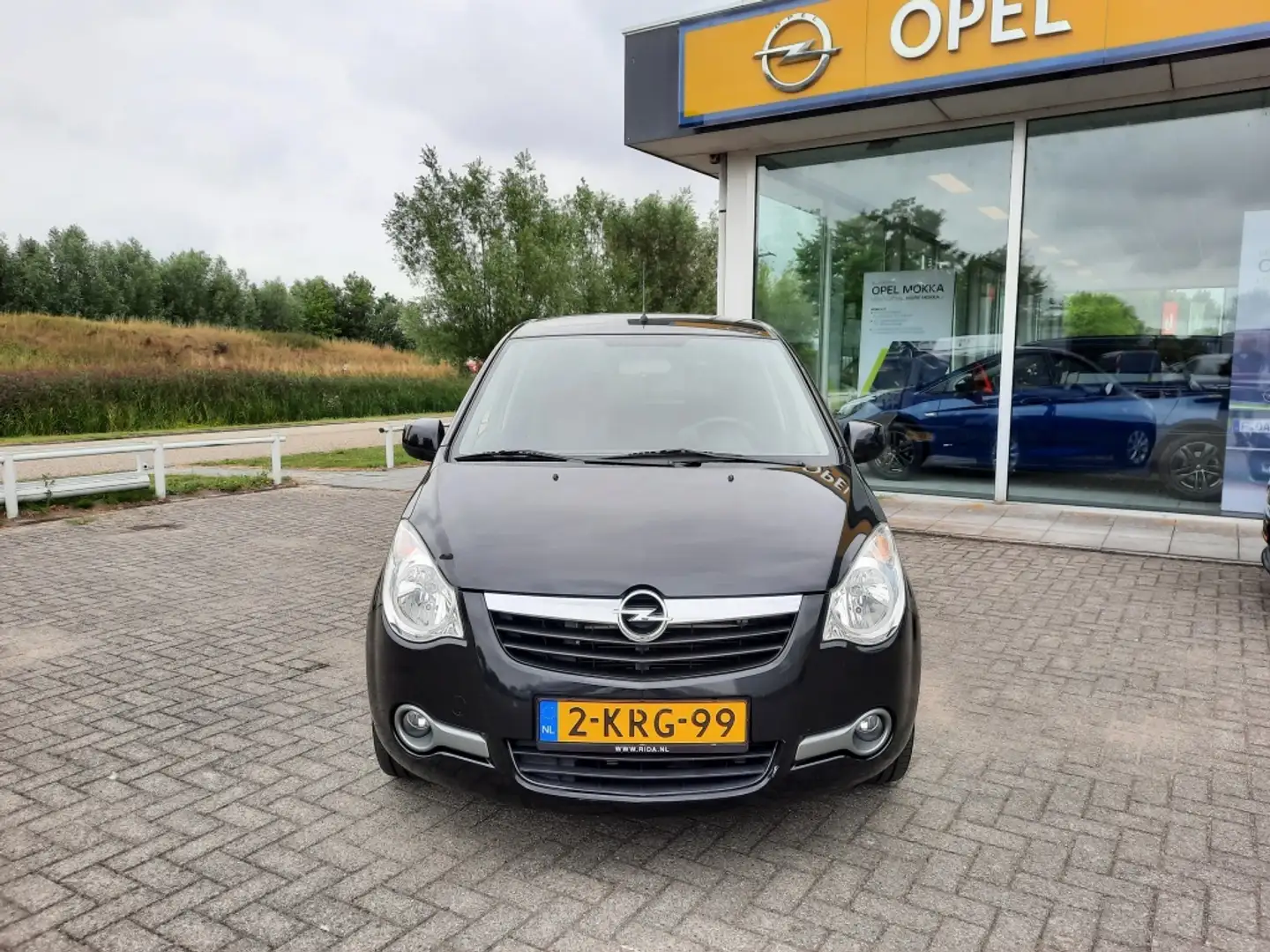 Opel Agila 1.0 Edition Zwart - 2