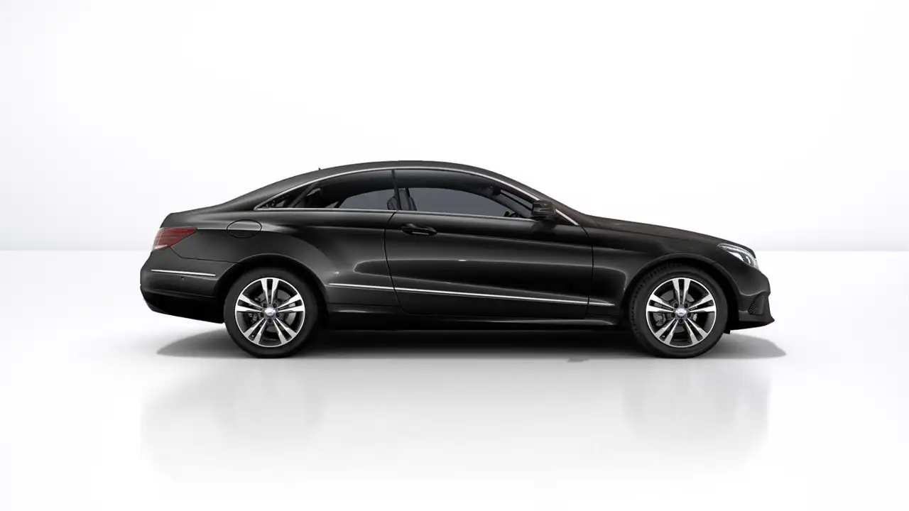 Mercedes-Benz E 200 Coupé — photo 4 sur 12