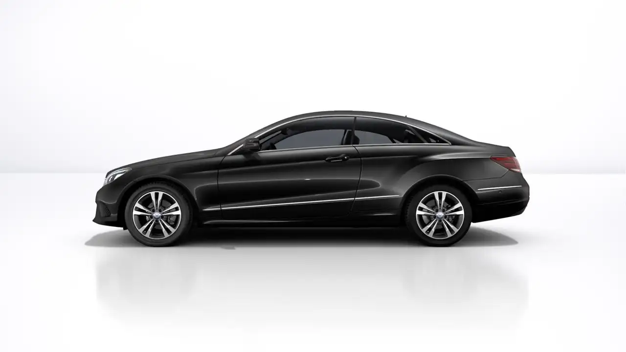 Mercedes-Benz E 200 Coupé — photo 8 sur 12