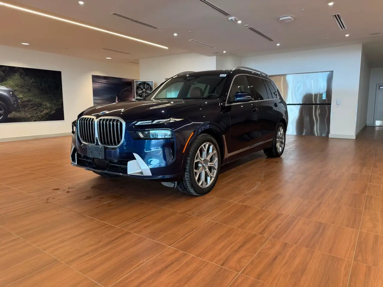2023 BMW X7