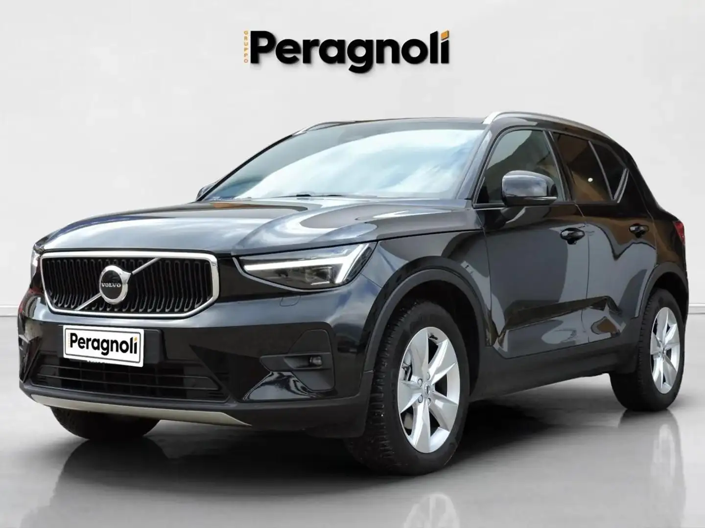 Volvo XC40 B3 automatico Core Aziendale Schwarz - 1