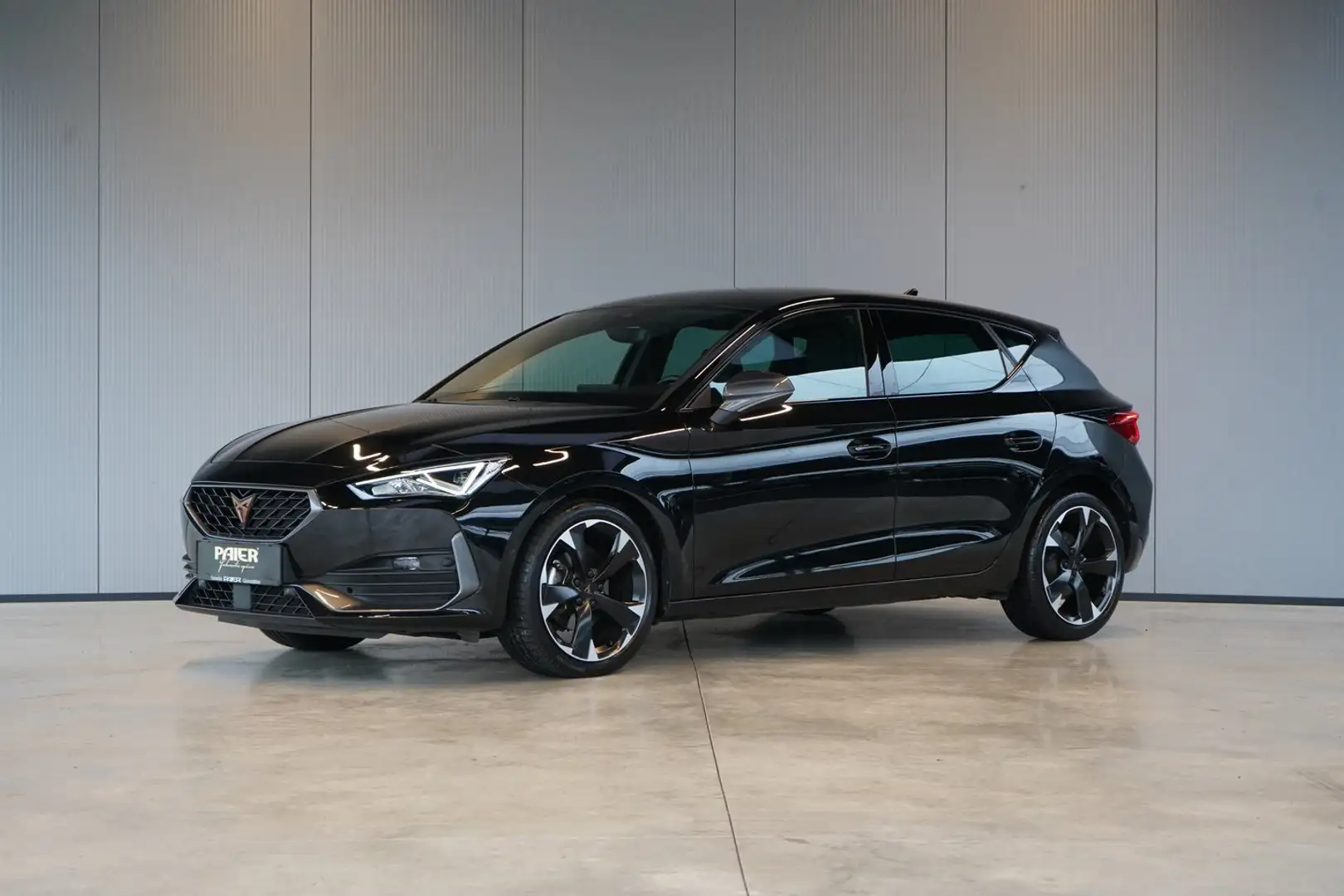 CUPRA Leon Alpha 1.5 eTSI DSG 150 PS ACT Schwarz - 1