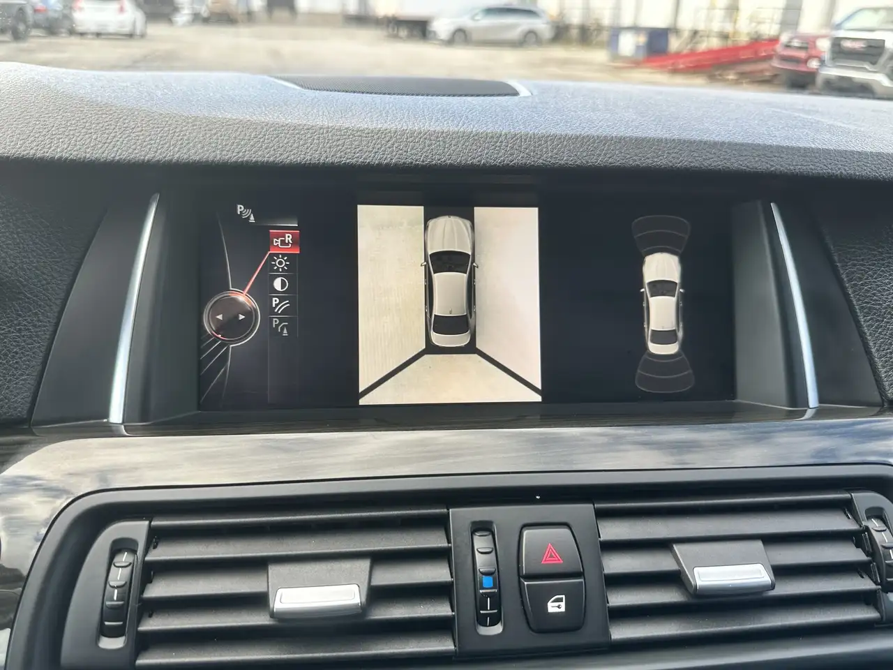 BMW 5 Series снимка BMW 5 Series