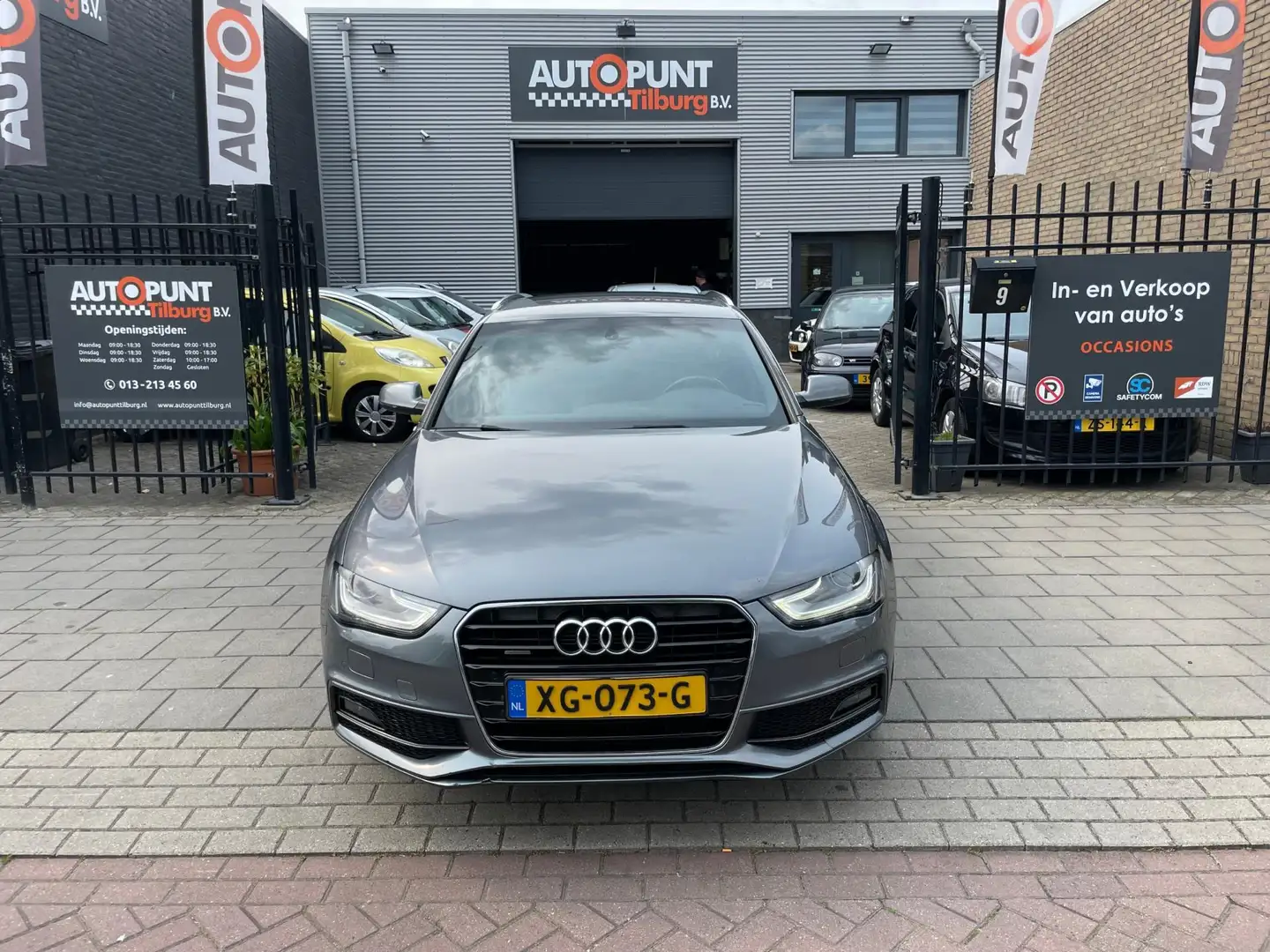 Audi A4 Avant 3.0 TDI quattro Clean Diesel SportEditionEUR Grijs - 2