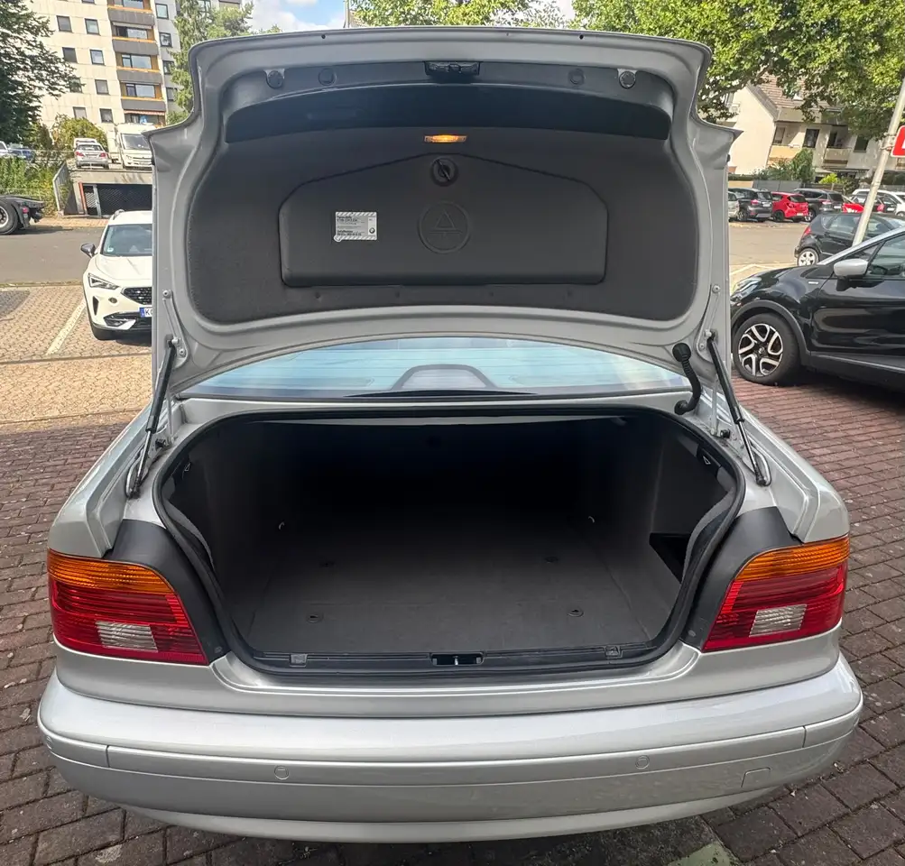 BMW 525i Automatik, Scheckheft, rostfrei, Xenon, Aktivsitz,, foto 8