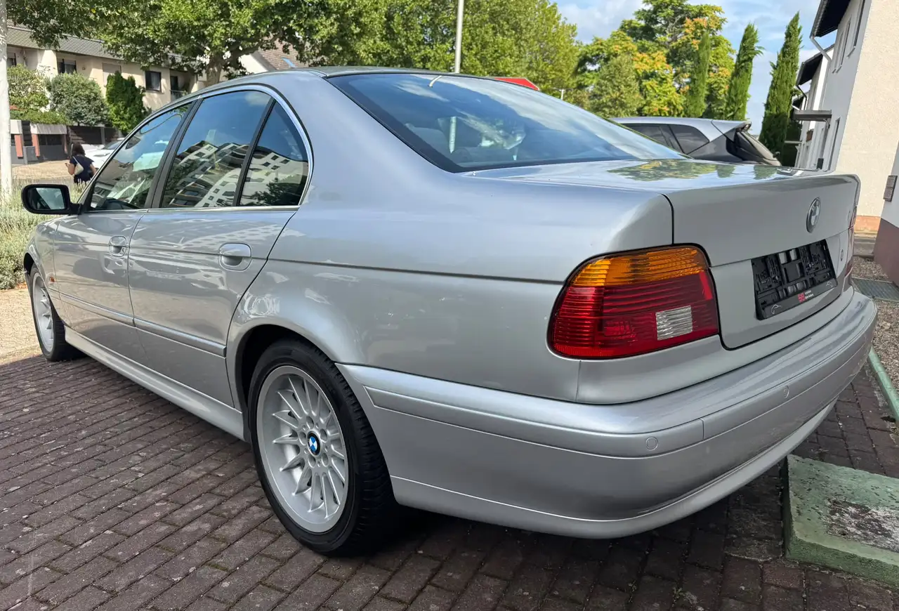 BMW 525i Automatik, Scheckheft, rostfrei, Xenon, Aktivsitz,, foto 5