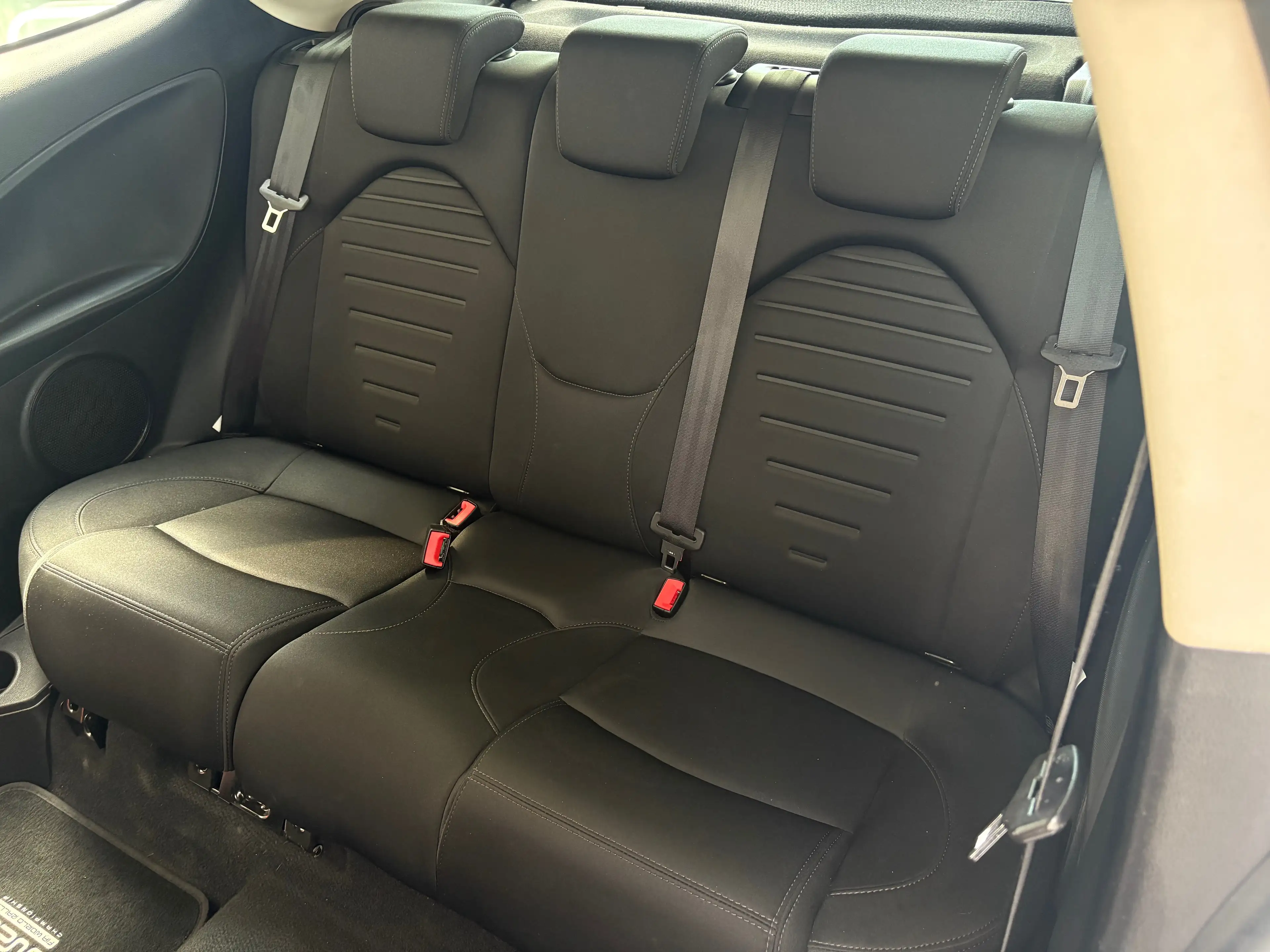Alfa Romeo MiTo 1.4i * CLIM * JANTES * 1ER PROP * — photo 9