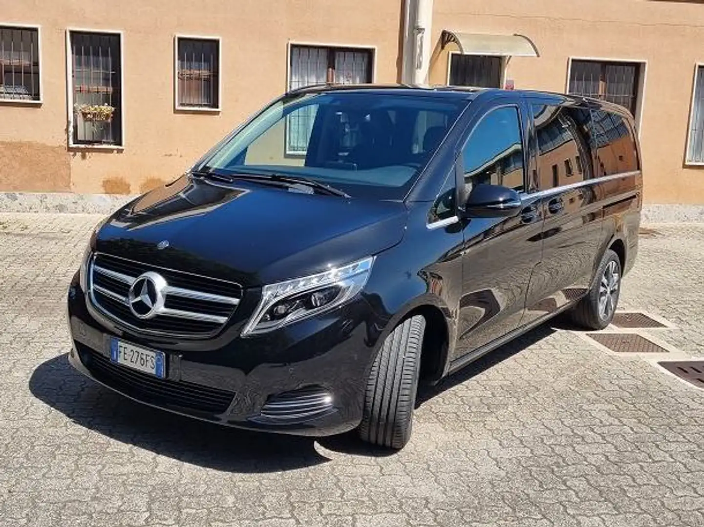 Mercedes-Benz V 250 Classe V 250 d Premium 4matic Extra Long Nero - 2