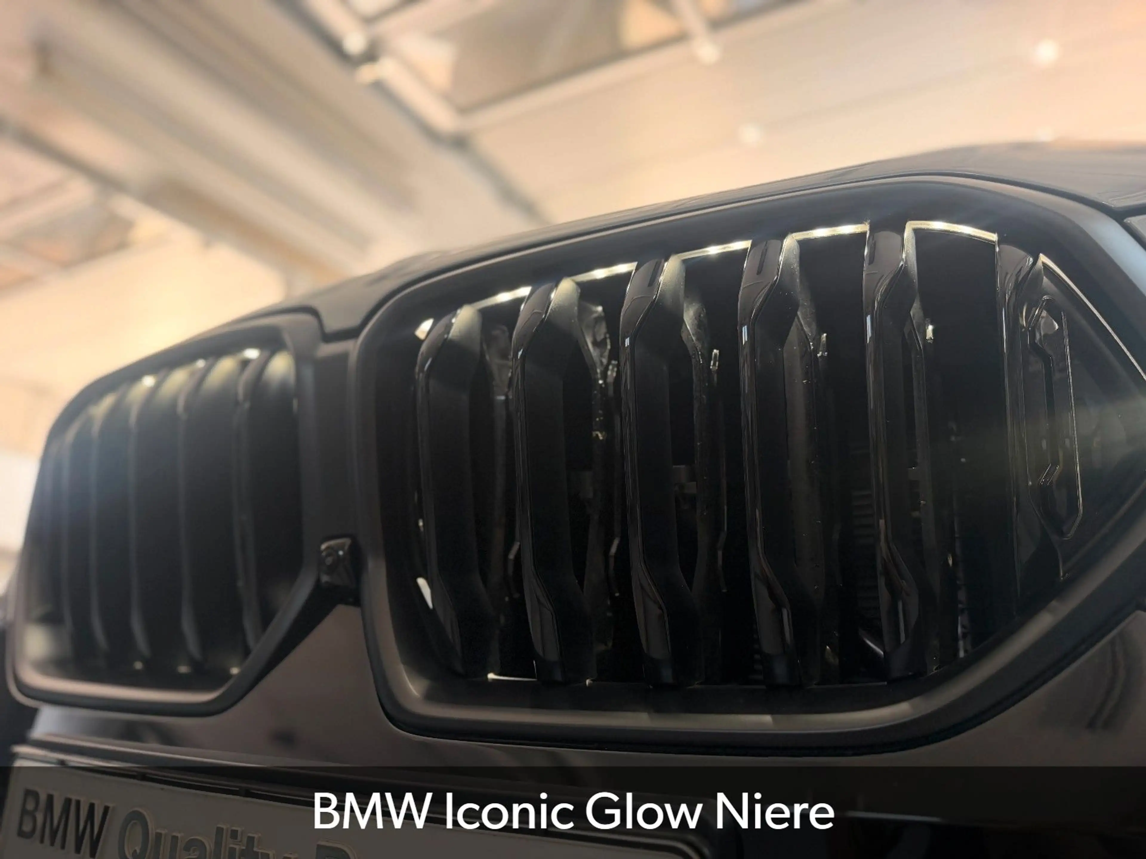 BMW X6 xDrive40i M Sport PRO 22" Soft AHK IconicGlow — photo 12