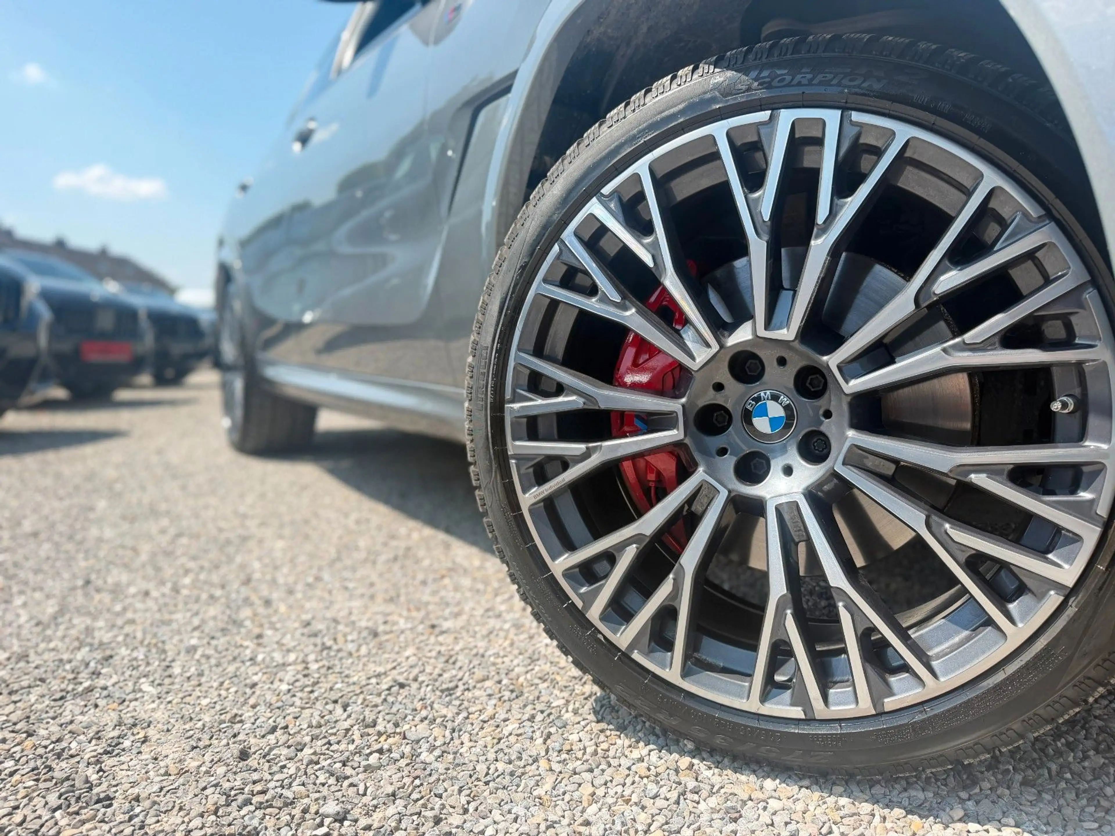 BMW X6 xDrive40i M Sport PRO 22" Soft AHK IconicGlow — photo 13