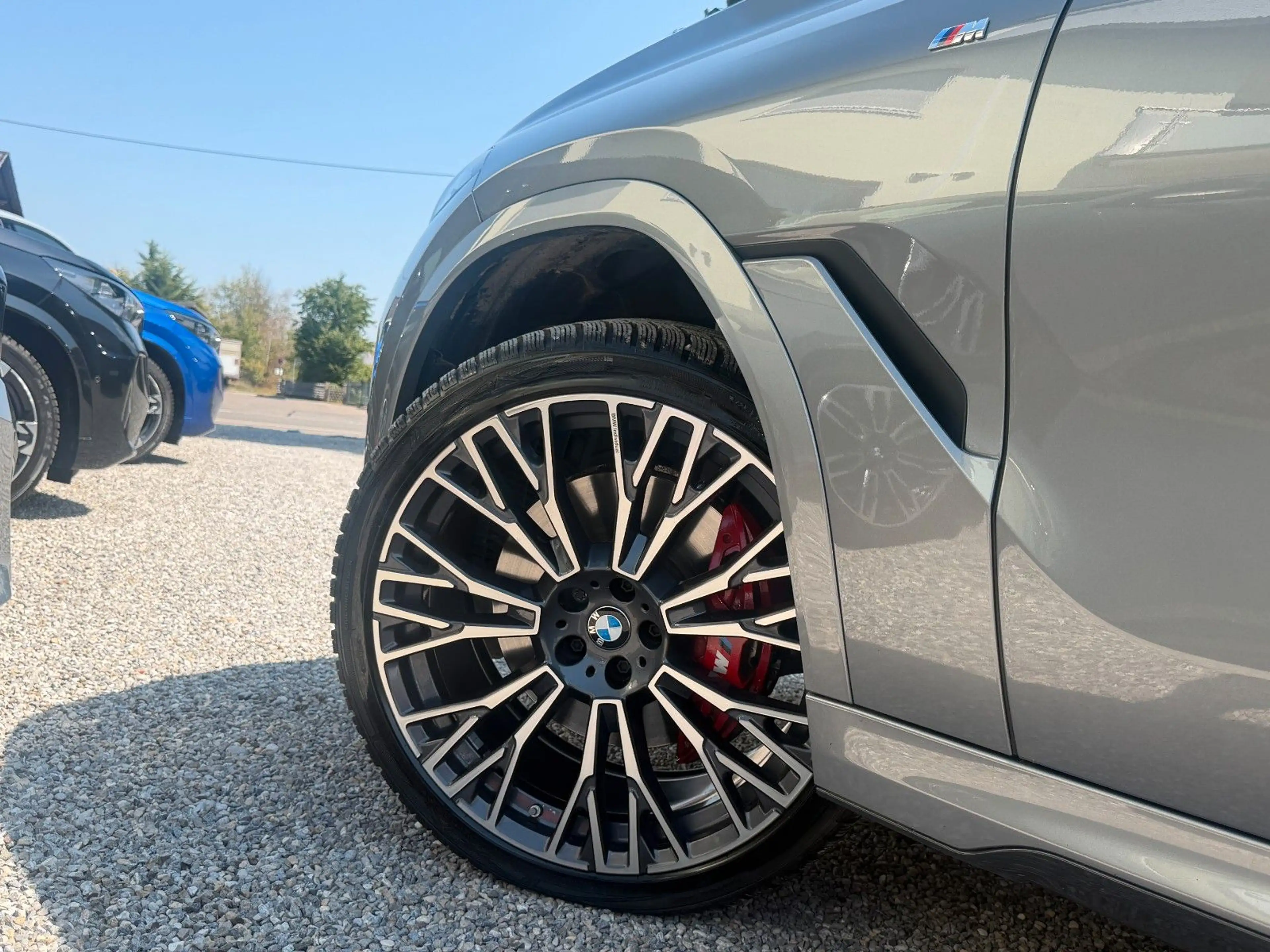 BMW X6 xDrive40i M Sport PRO 22" Soft AHK IconicGlow — photo 6