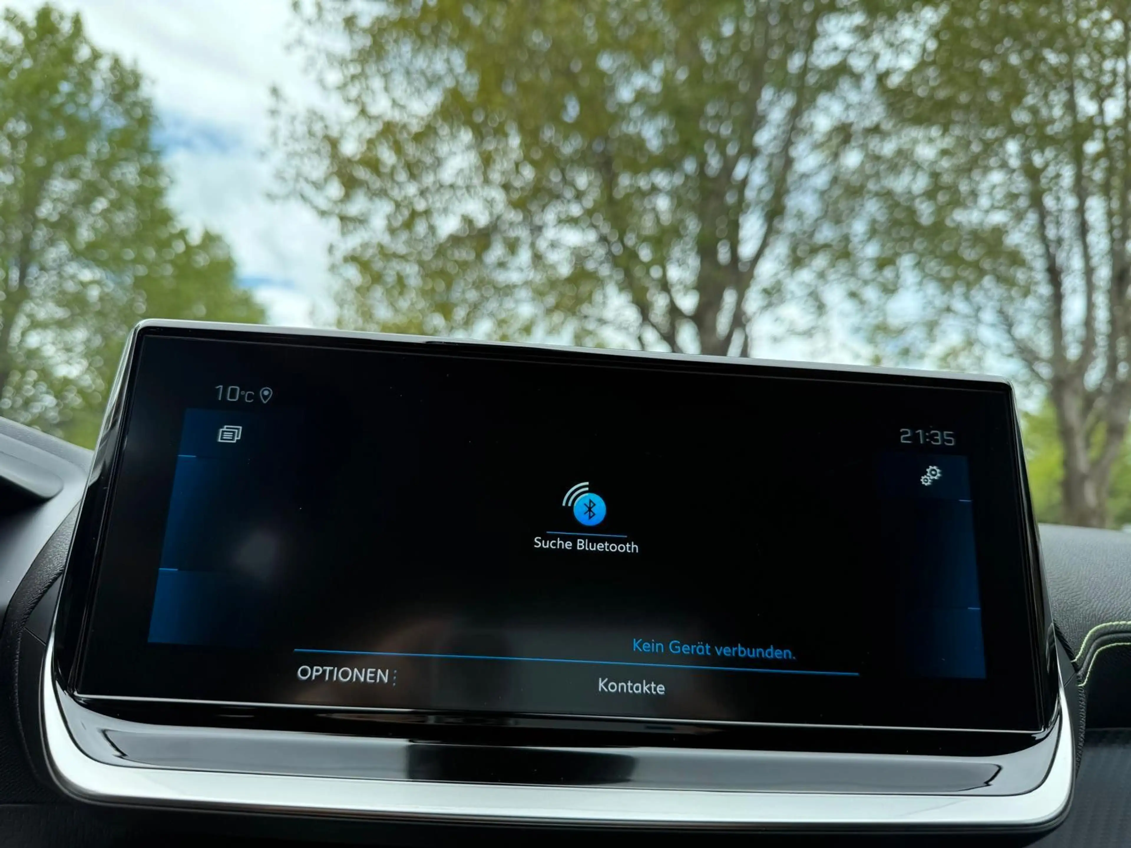 Peugeot 2008 GT Pack / NAVI / AHK / LED / 18" — photo 13