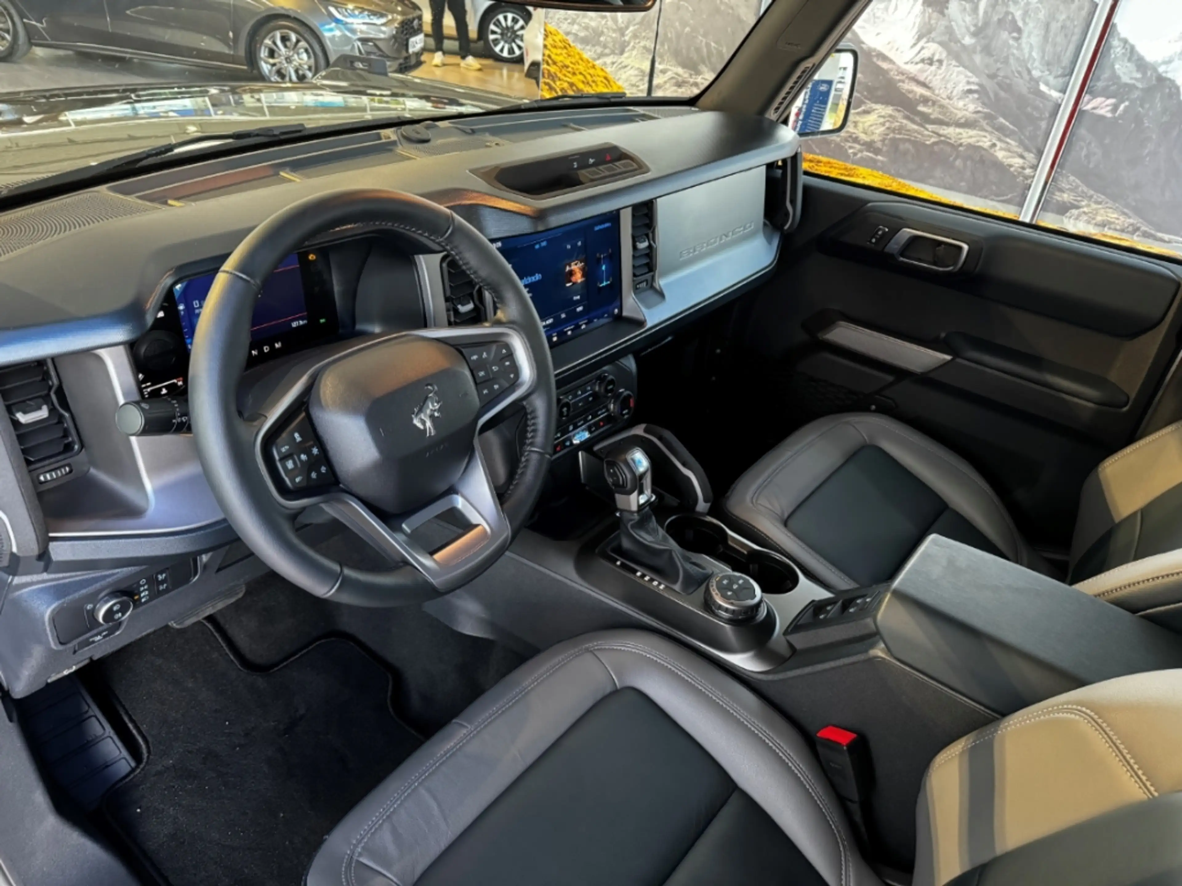 Ford Bronco Outer Banks 4x4 KeyFree+Diff.+360°Kamera+B&O+LED+N — photo 10