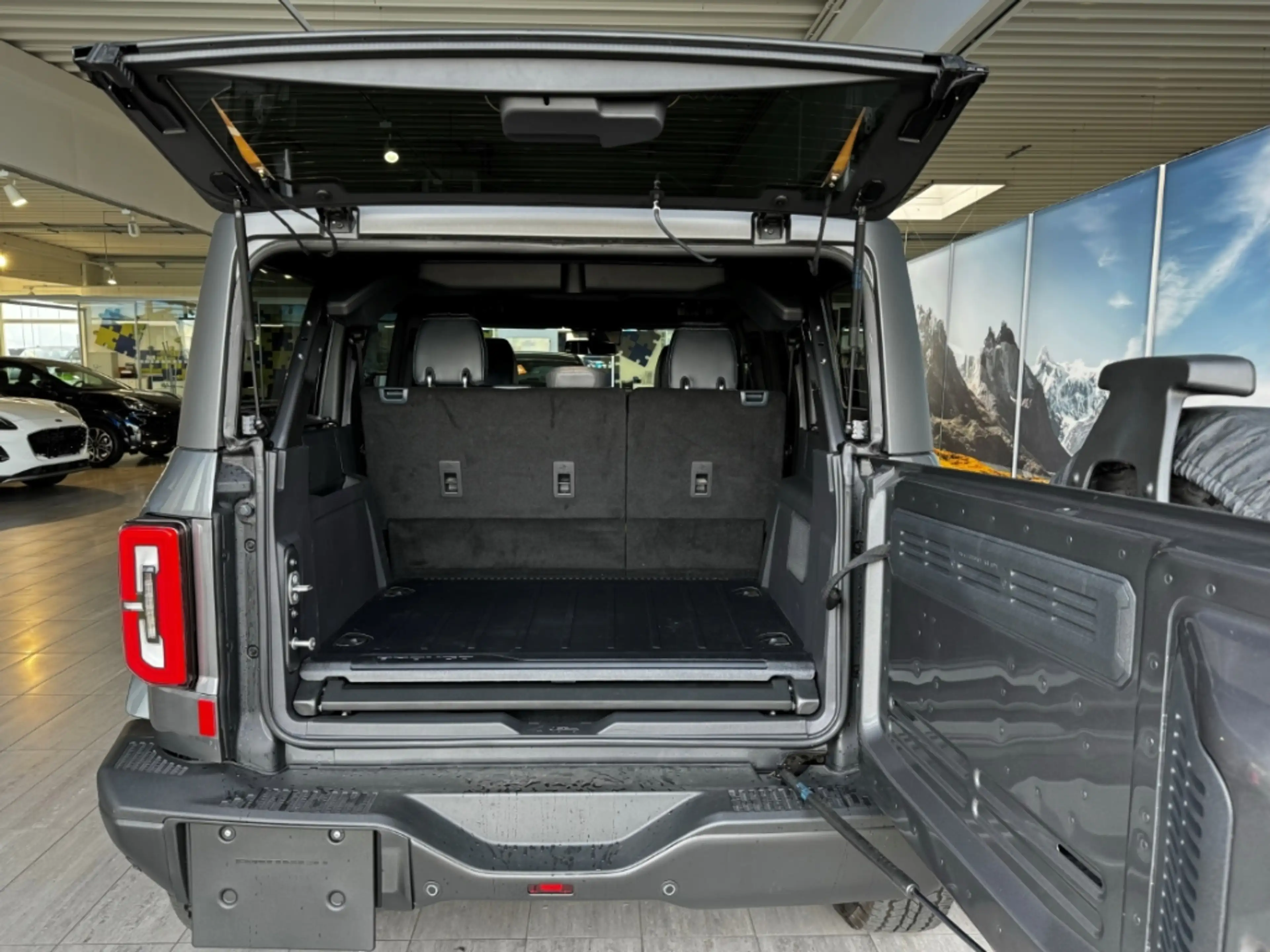 Ford Bronco Outer Banks 4x4 KeyFree+Diff.+360°Kamera+B&O+LED+N — photo 6