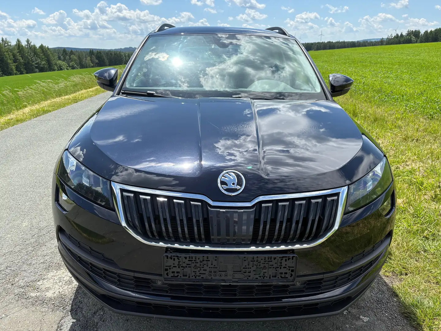 Skoda Karoq Style 4x4 Schwarz - 2