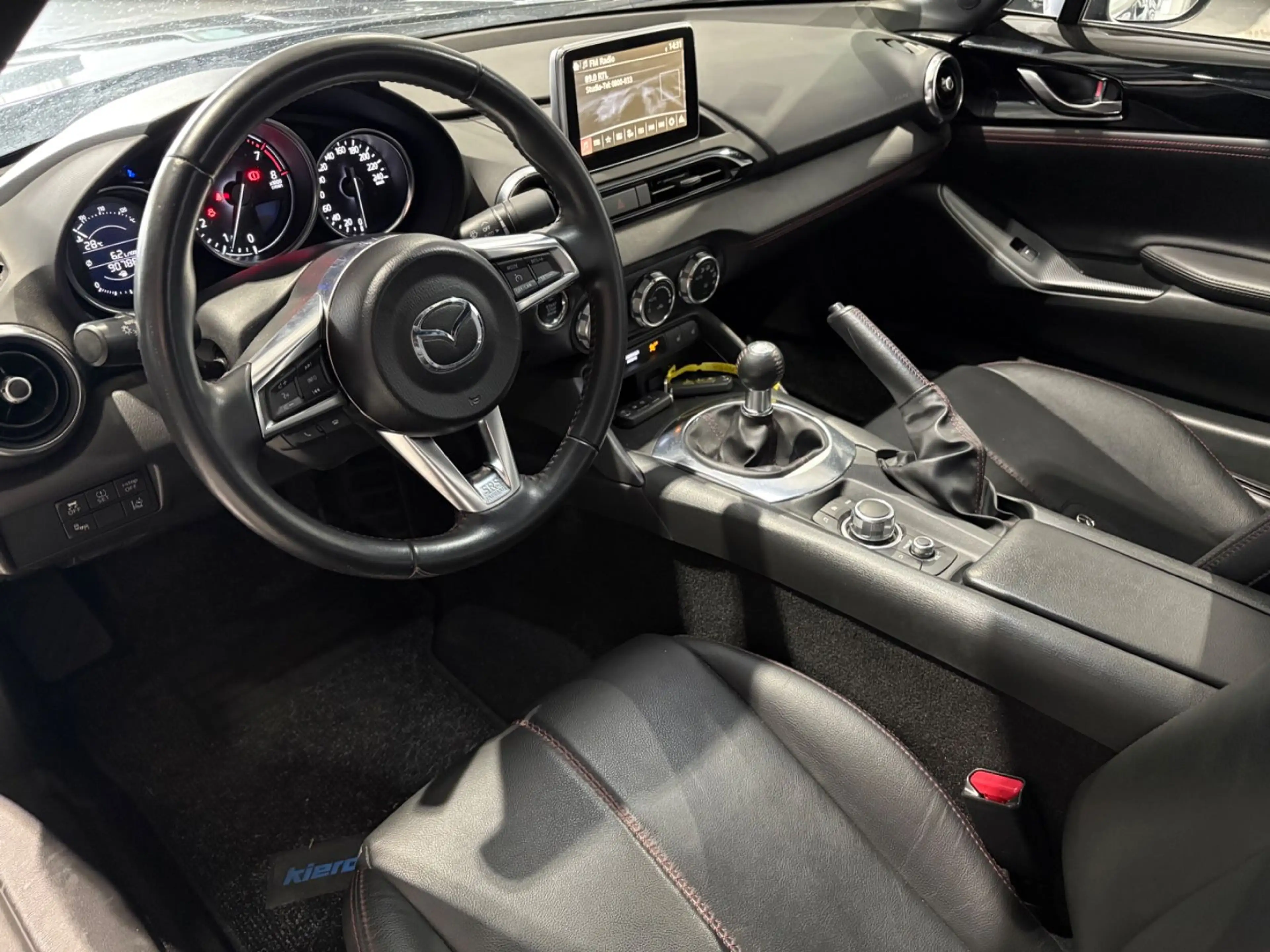 Mazda MX-5 Sports-Line 2.0*1.Hand*Leder*LED*Navi* — photo 2