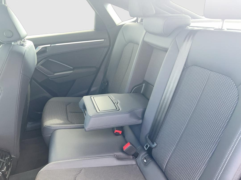 Audi Q3 Sportback S line 40TFSI|QUATTRO|AHK|LED|RFK|PANO — photo 12