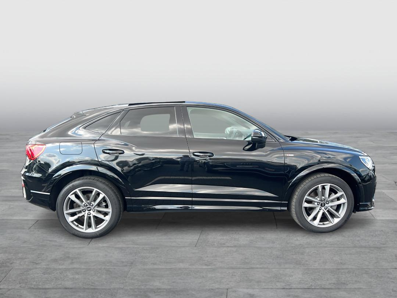 Audi Q3 Sportback S line 40TFSI|QUATTRO|AHK|LED|RFK|PANO — photo 6