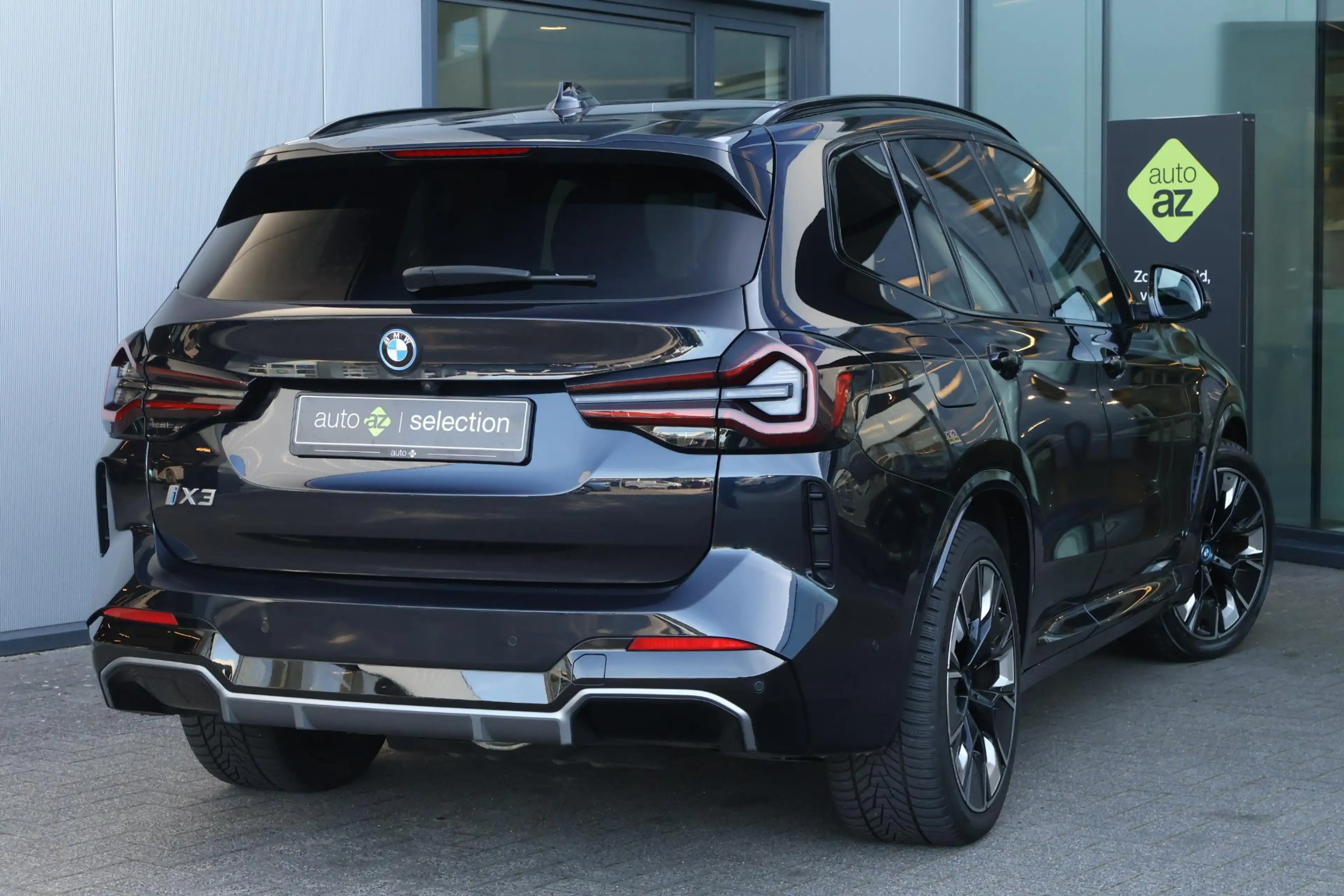 BMW iX3 High Executive 80 kWh / Head-up / Harman & Kardon — photo 2