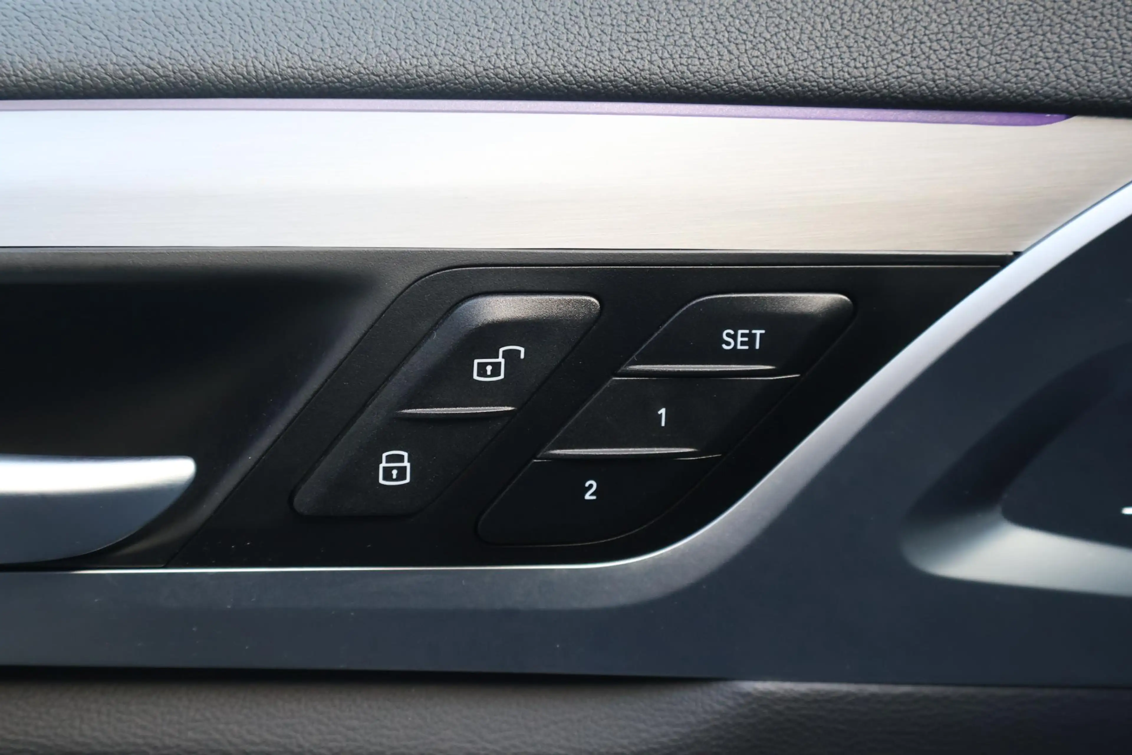 BMW iX3 High Executive 80 kWh / Head-up / Harman & Kardon — photo 13