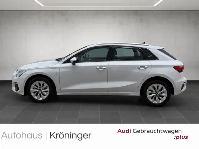 Audi A3 view 3