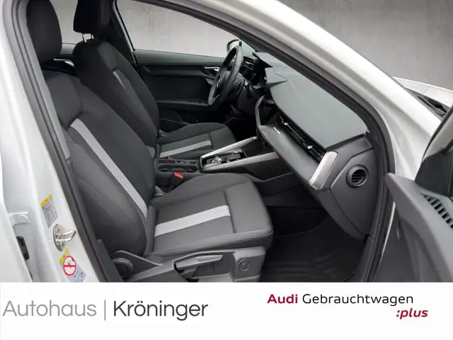 Audi A3 view 9