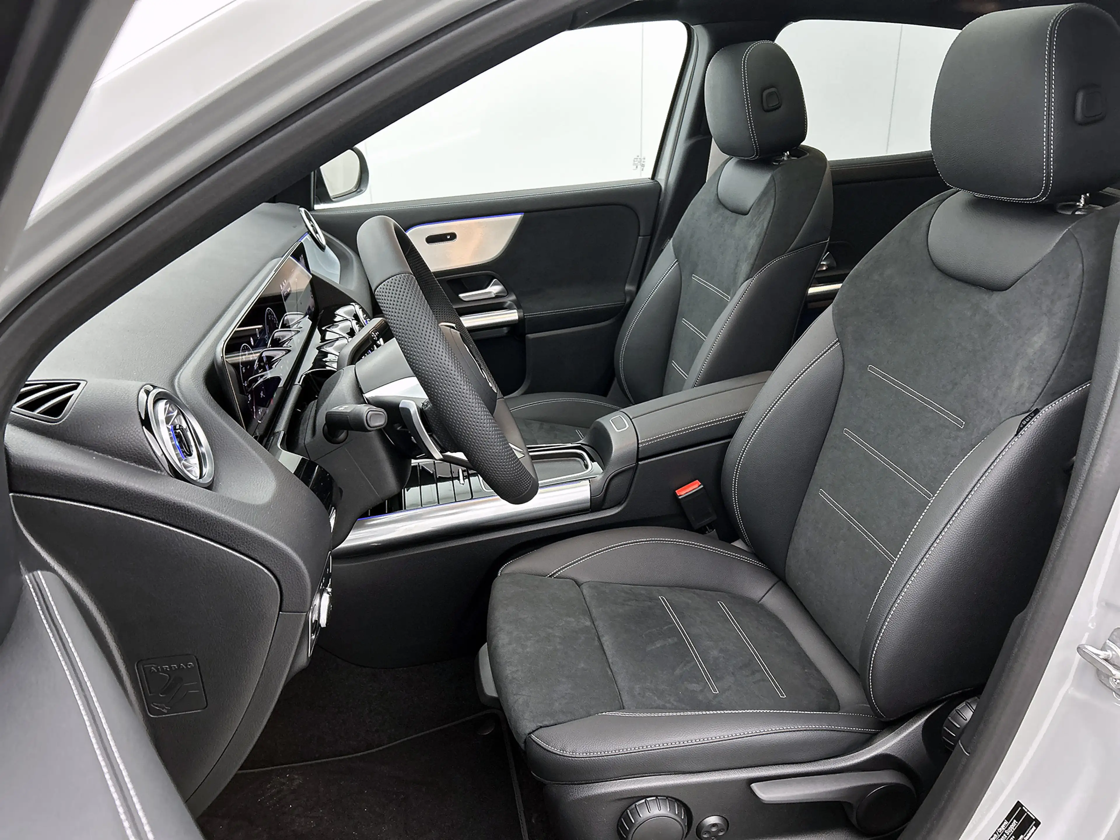 Mercedes-Benz GLA 250 e 140 Year Edition | Plus pakket | Noghtpakket | — photo 5