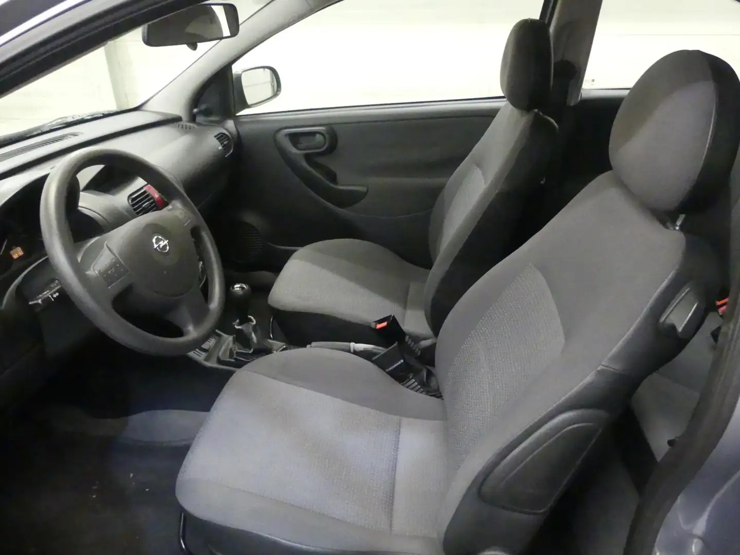 Opel Corsa 1.2-16V Ess - Airco - Weinig KM NAP! Grau - 2