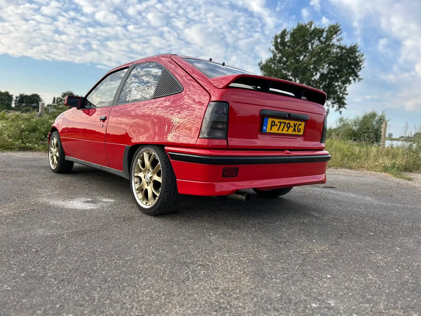 Opel Kadett GSI Turbo 300 PK Rot - 1