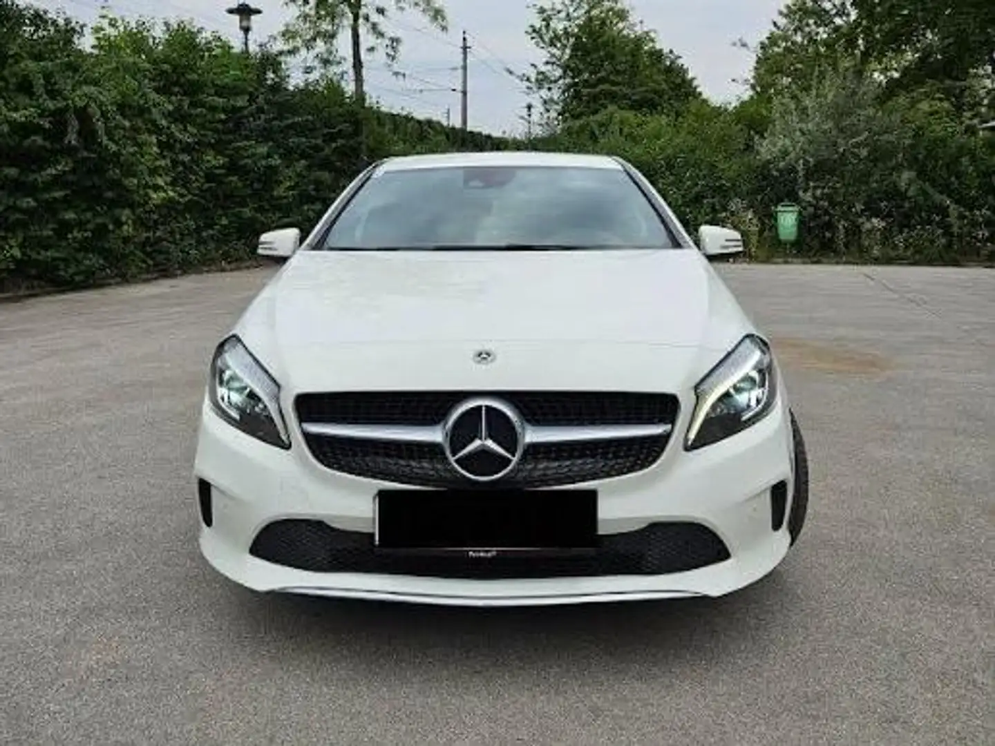 Mercedes-Benz A 160 A 160 d *FINANZIERUNG MÖGLICH* Weiß - 1