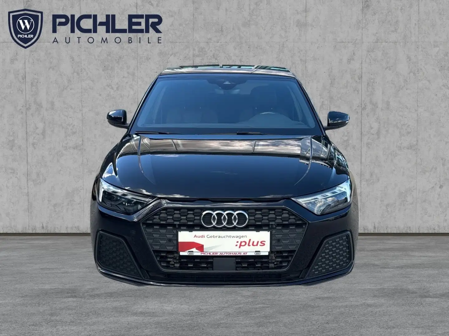 Audi A1 25 TFSI intense Schwarz - 2