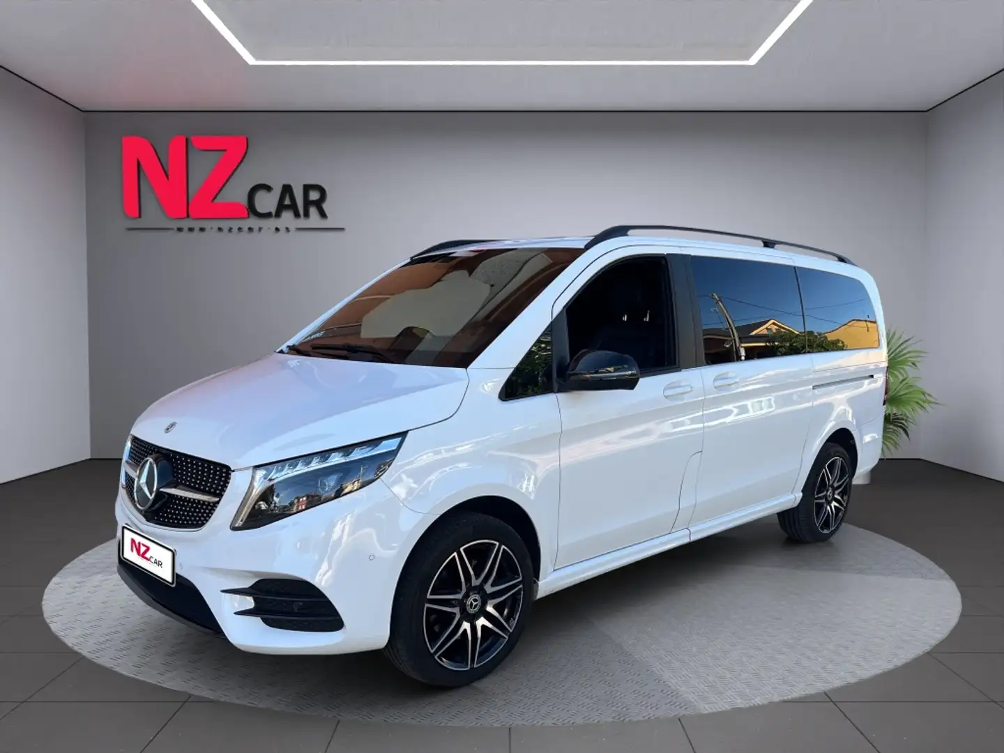 Mercedes-Benz V 300d Largo Avantgarde Blanco - 1