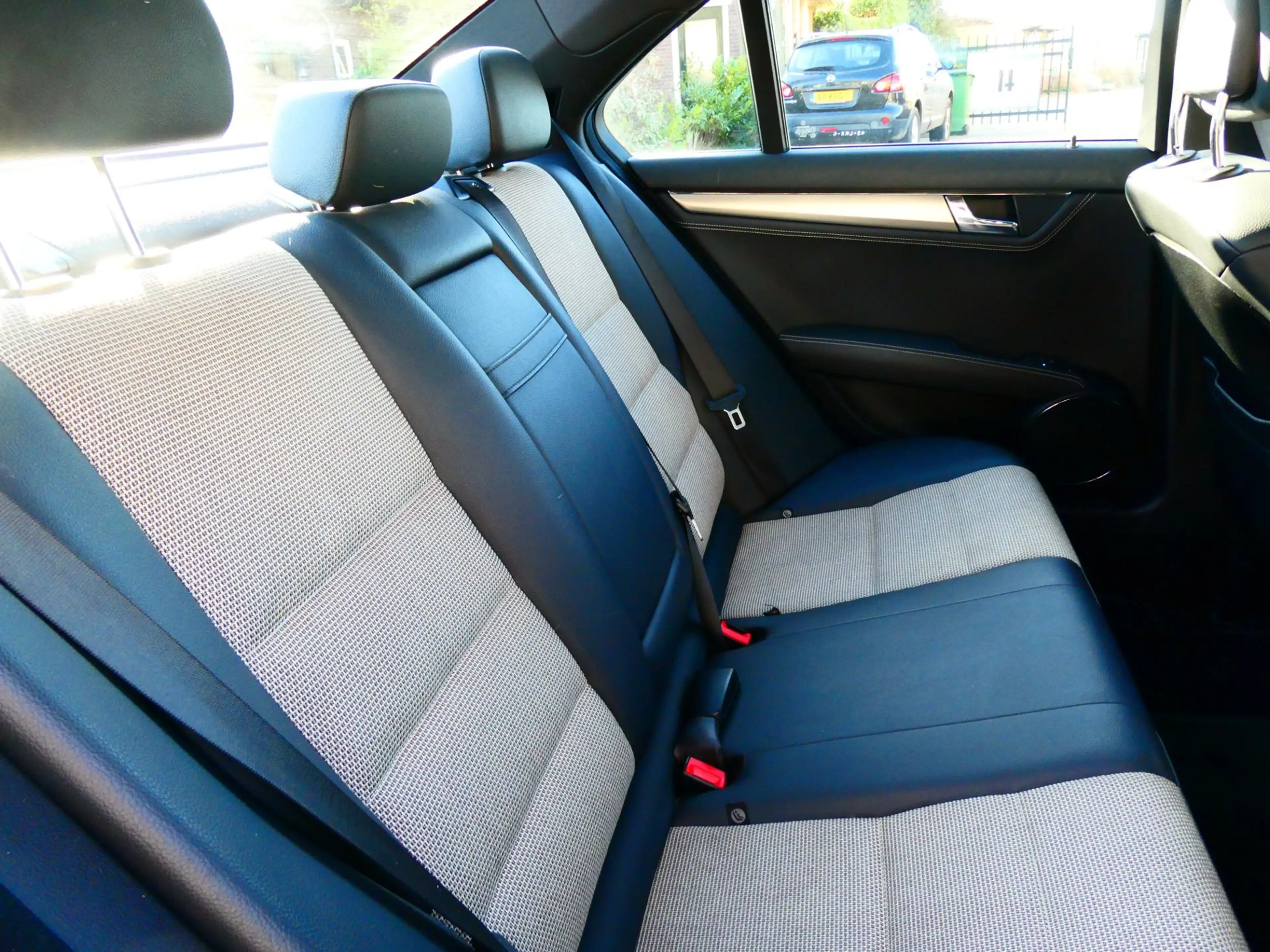 Mercedes-Benz C 250 CGI 204pk 1e eig. Avantgarde Automaat Clima Navi — photo 17