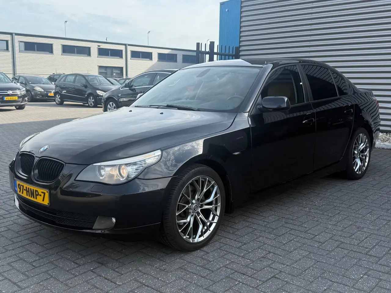BMW 520