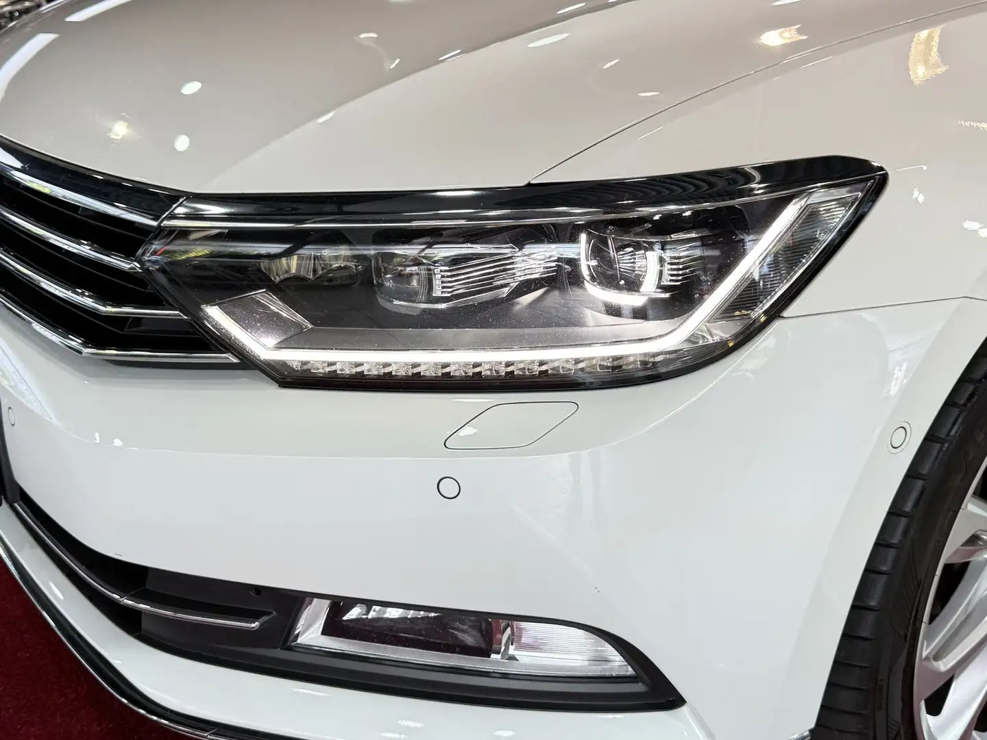 Volkswagen Passat 4Motion +HIGHLINE+MASSAGE+BUSINESS+NAPPA+ Blanco - 2