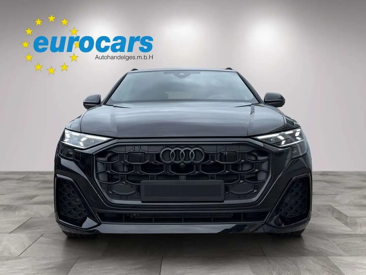 Audi Q8 50 TDI quattro S-Line Schwarz - 2