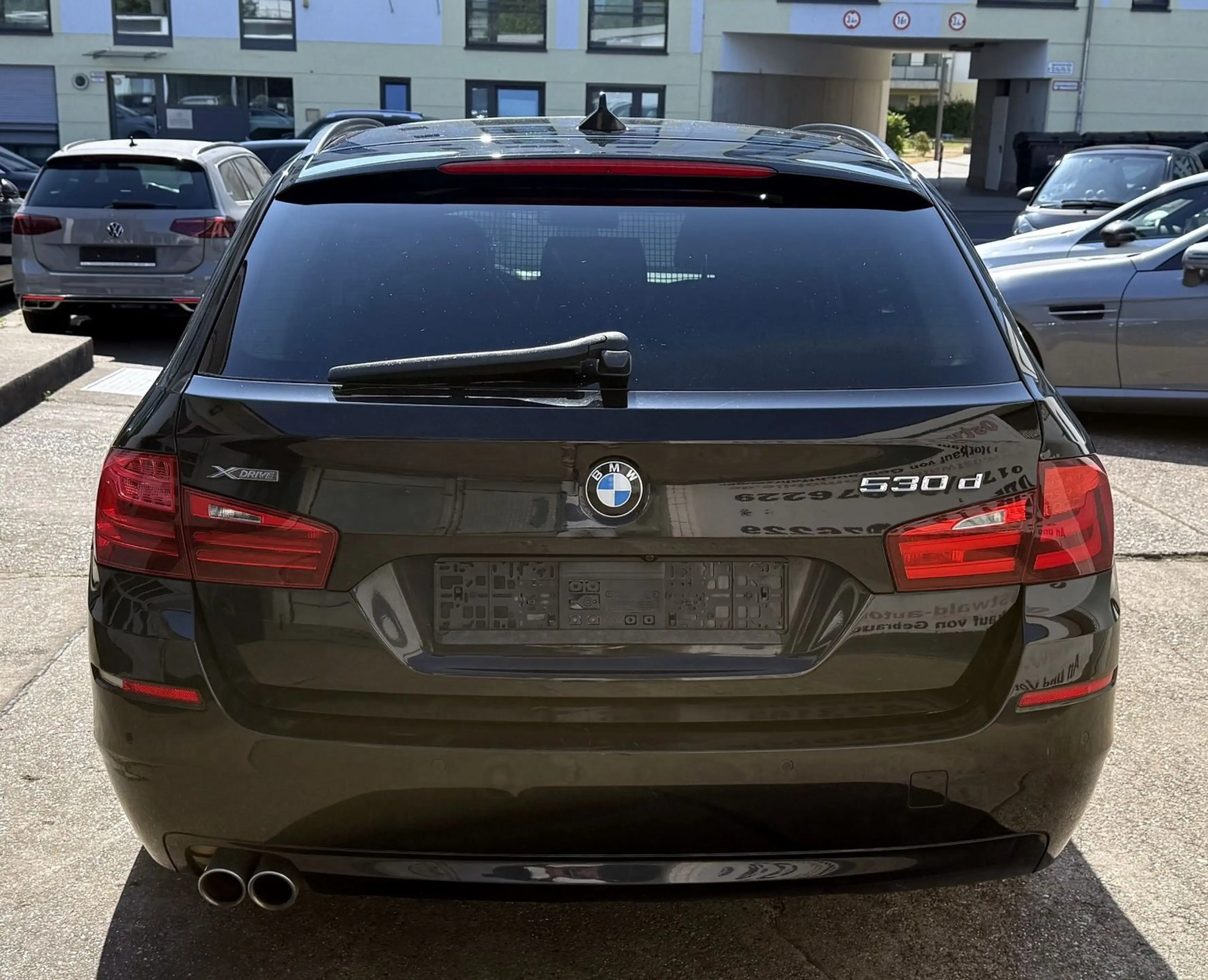 BMW 530 d xDrive Touring Leder Panorama Kamera HeadUp — photo 6