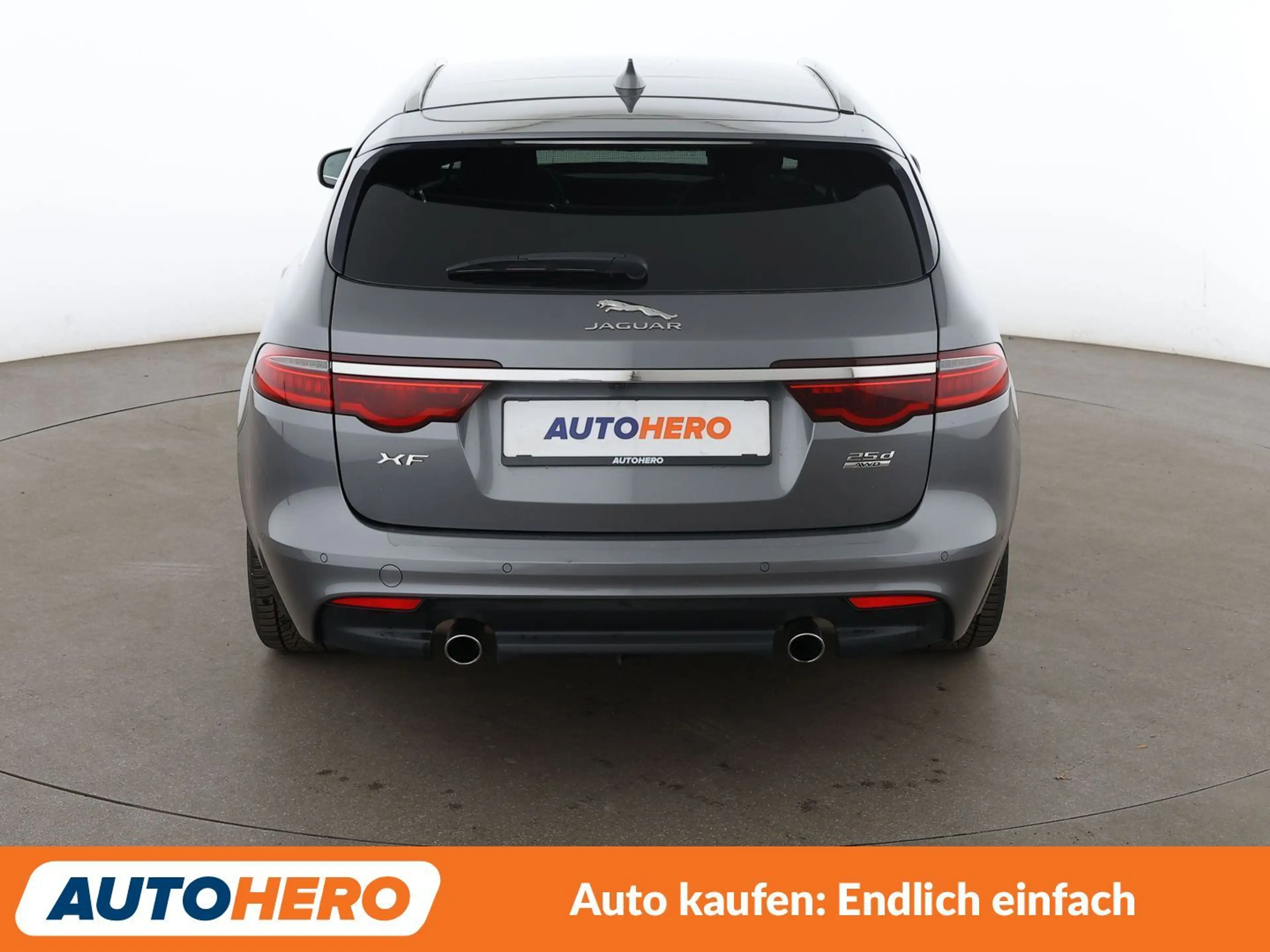 Jaguar XF 25d Portfolio AWD Aut.*NAVI.*BI-XENON*ACC*CAM*PDC* — photo 5