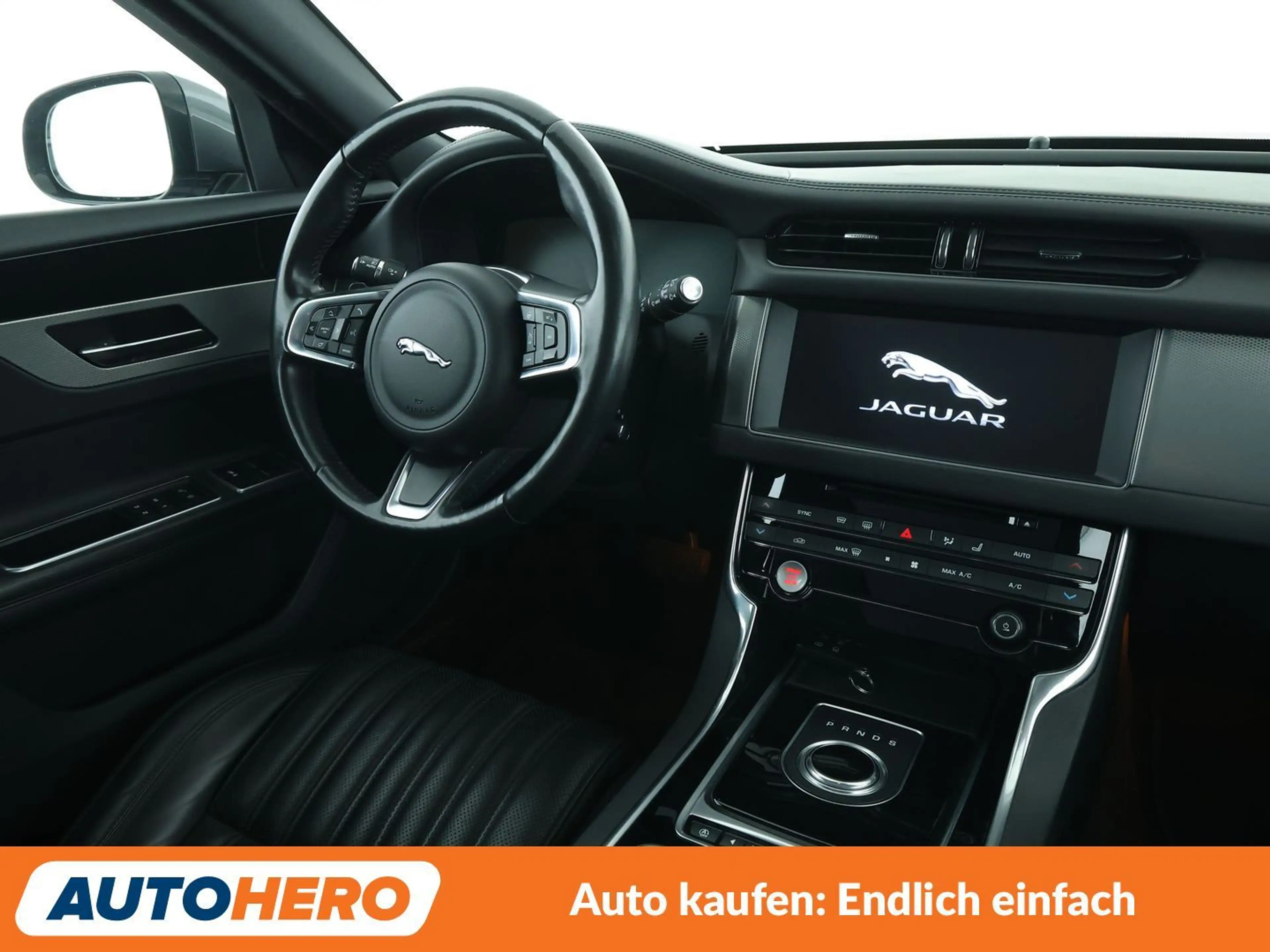 Jaguar XF 25d Portfolio AWD Aut.*NAVI.*BI-XENON*ACC*CAM*PDC* — photo 13