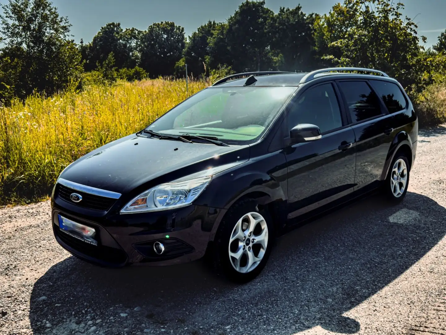 Ford Focus Turnier Viva Schwarz - 1