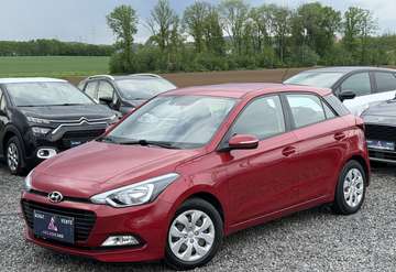 1.0i 100cv - Capteur - Air co - Cruise control - Bluetooth