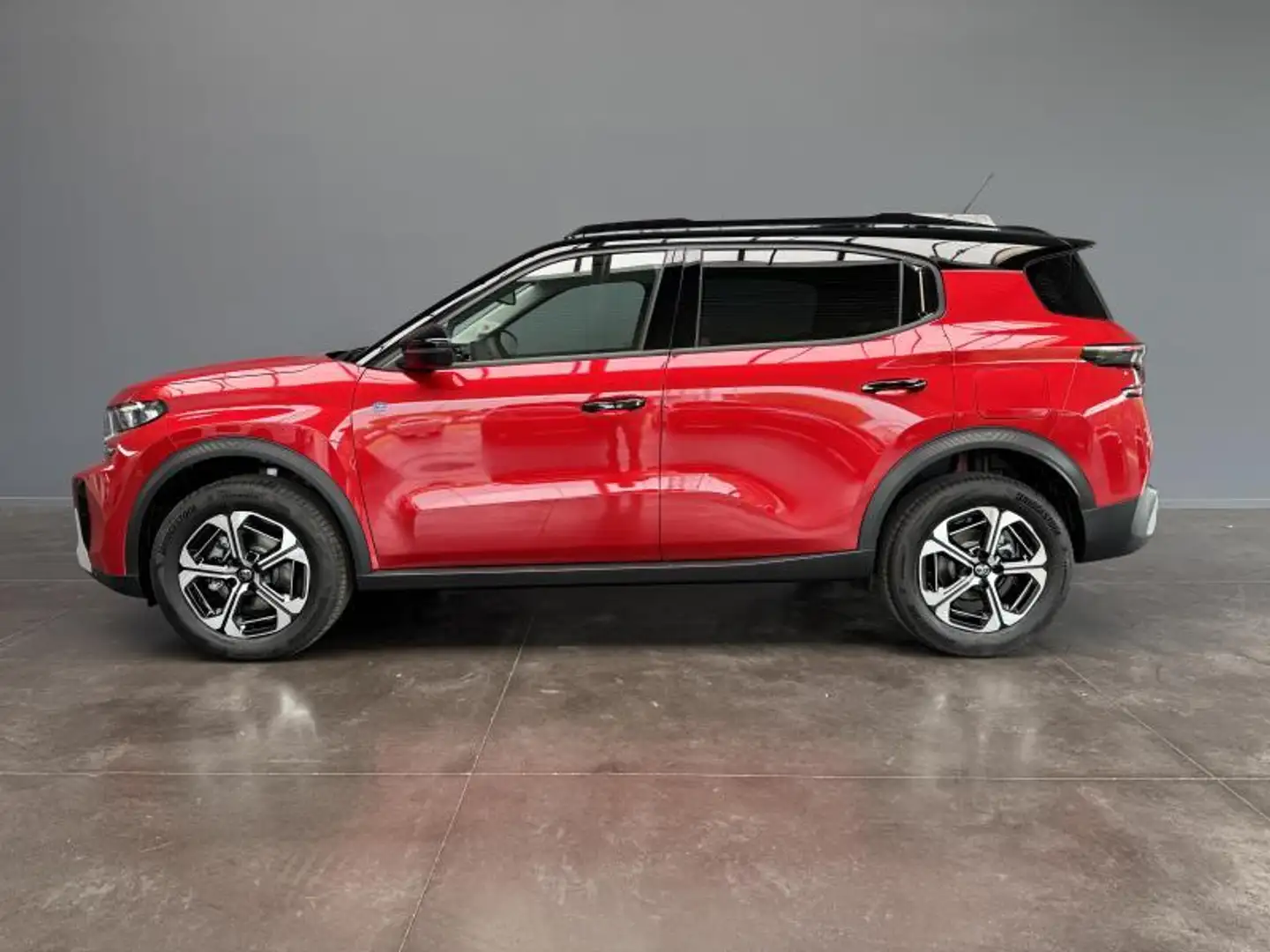 Citroen C3 Aircross ë-C3 Aircross MAX 113pk Rood - 2