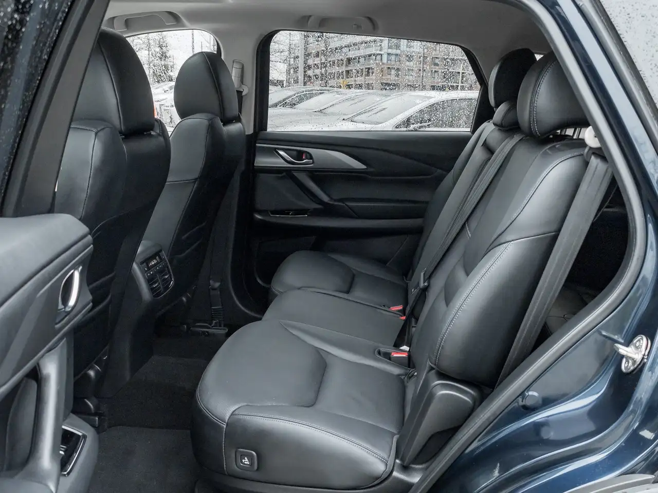 Mazda CX-9 снимка Mazda CX-9